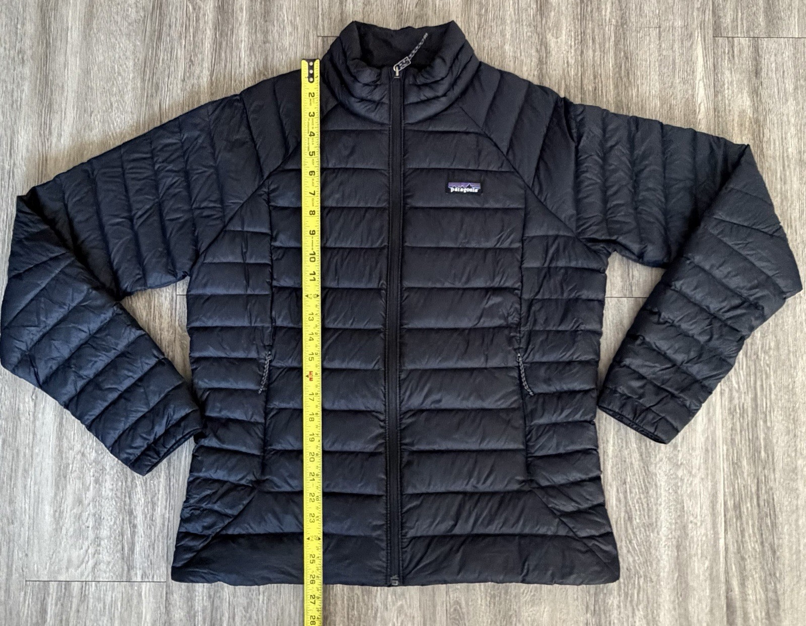 Patagonia Down Sweater Jacket Womens Large Black Puffer STY84684 SP24 MSRP $289