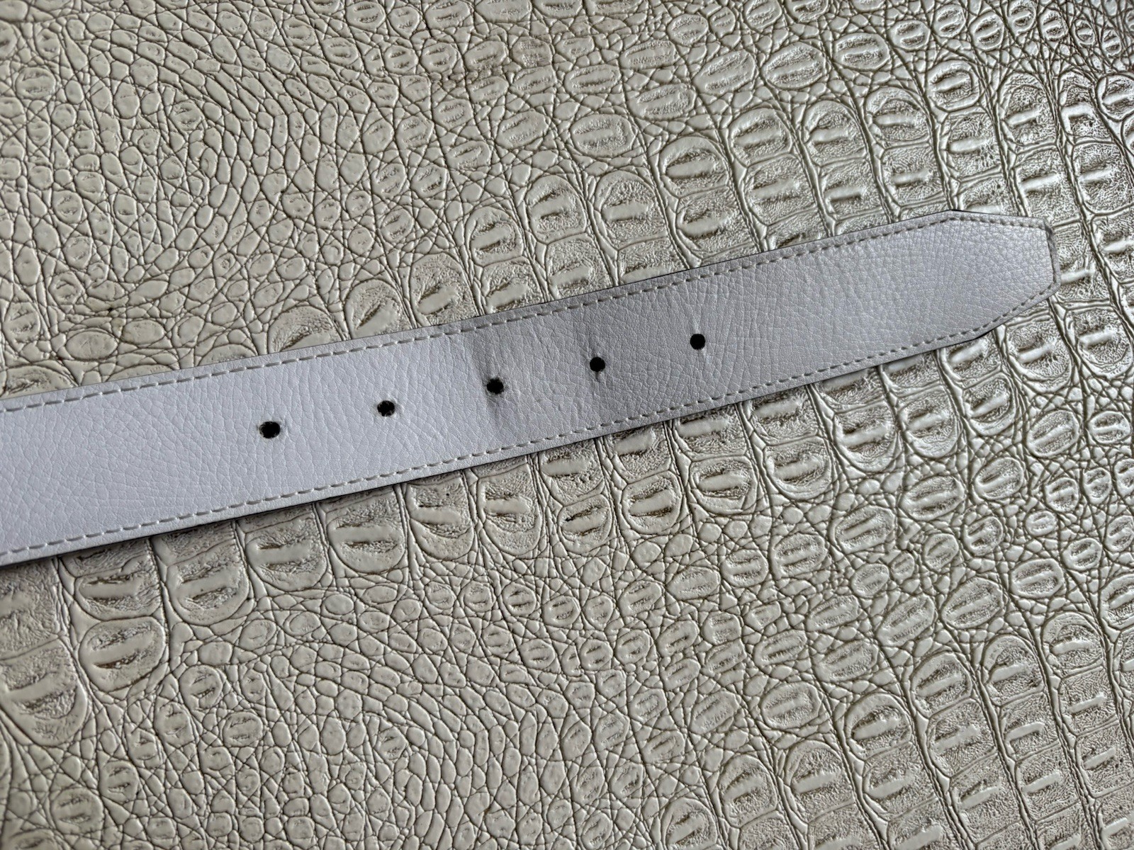 Nike Leather Belt Men 42 Black White Reversible Silvertone Buckle Stitching Logo