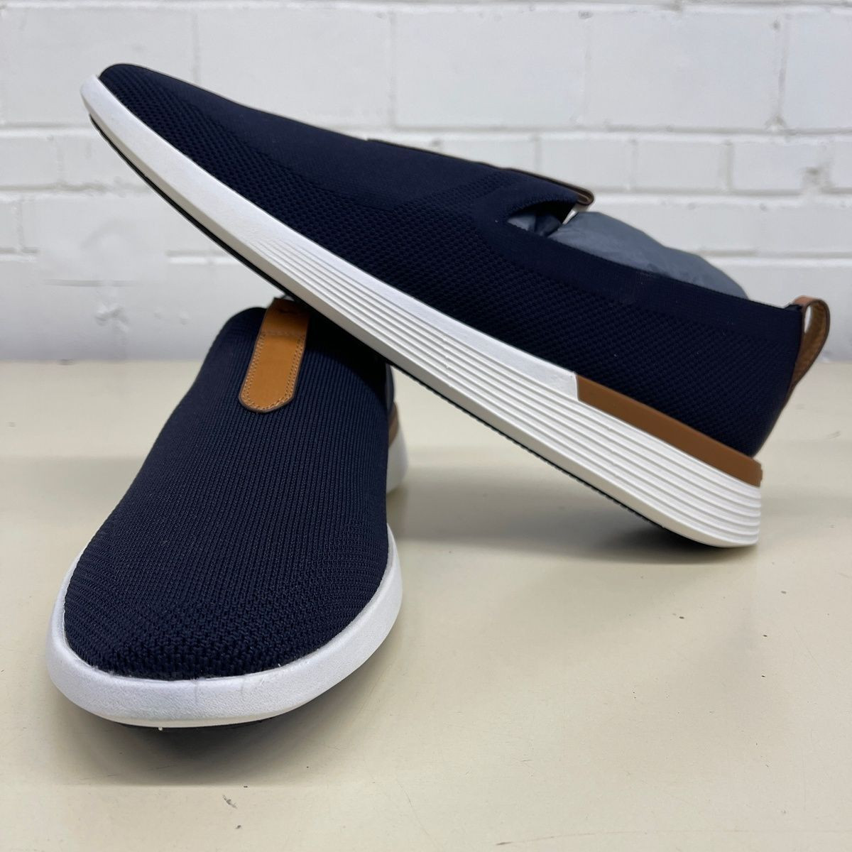 WOLF & SHEPHERD SwiftKnit Derby Casual Shoes Unisex Size M4/W6 Navy