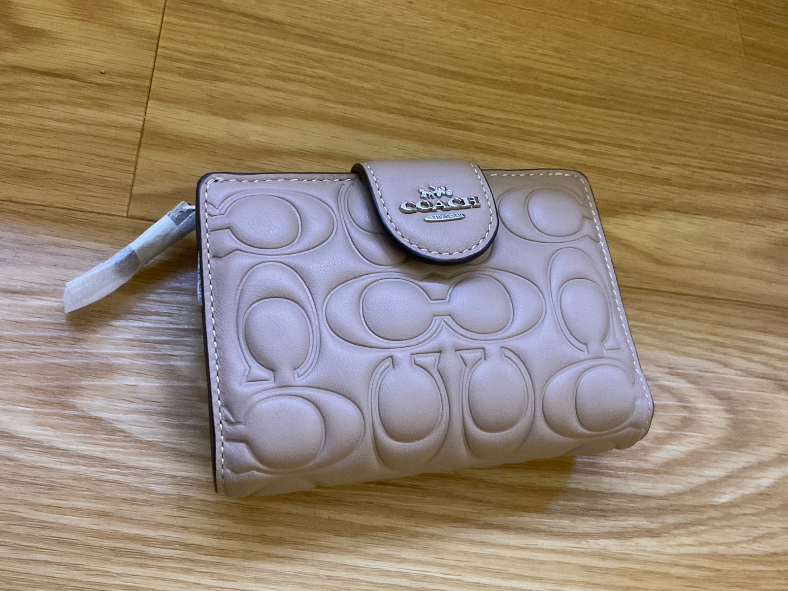 NWT Coach Medium Corner Zip Wallet in Taupe Leather $228
