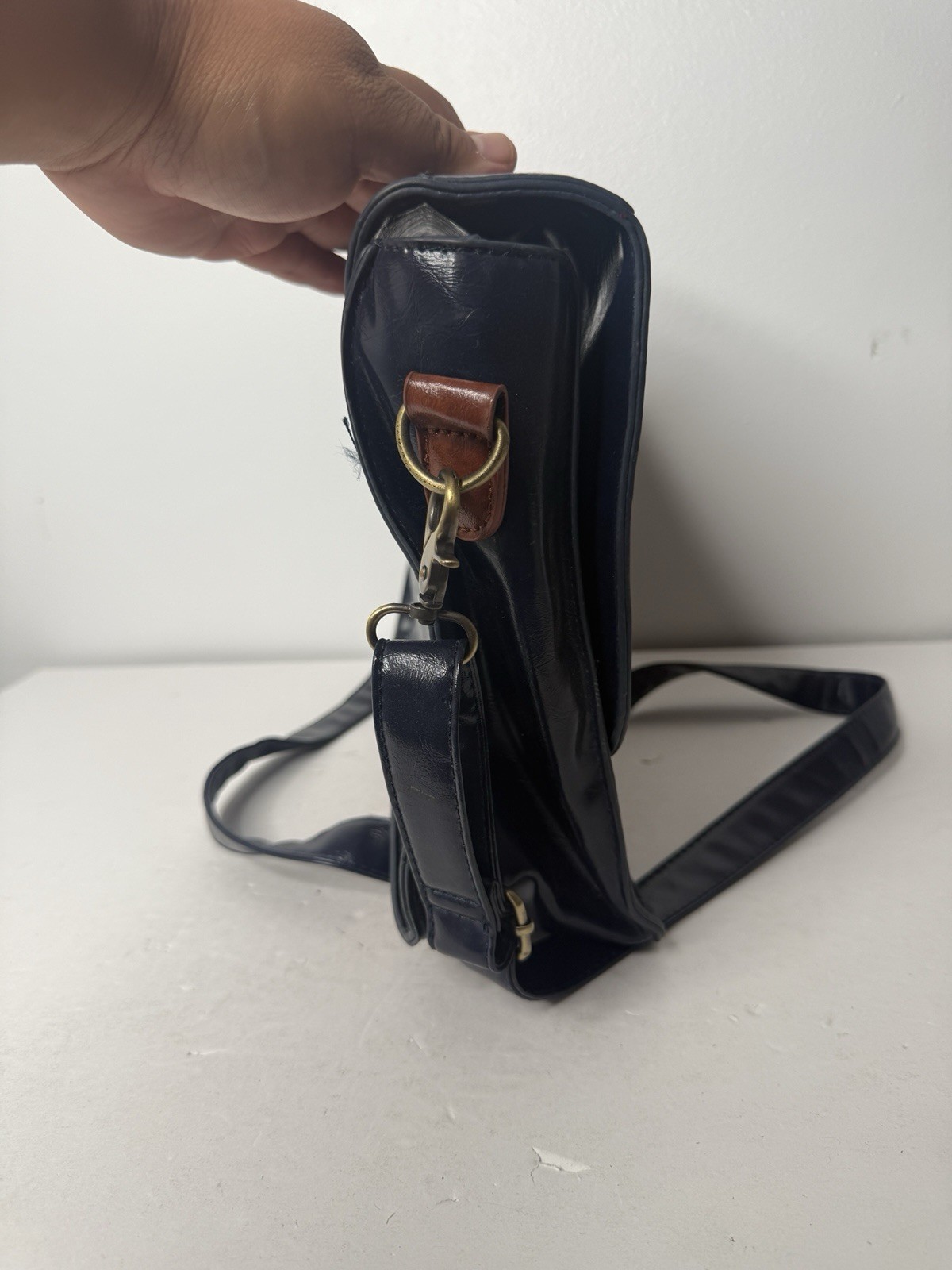 Ecosusi Faux Leather 2 Tone Dark Navy Blue Brown Messenger Bag with Bow & Handle