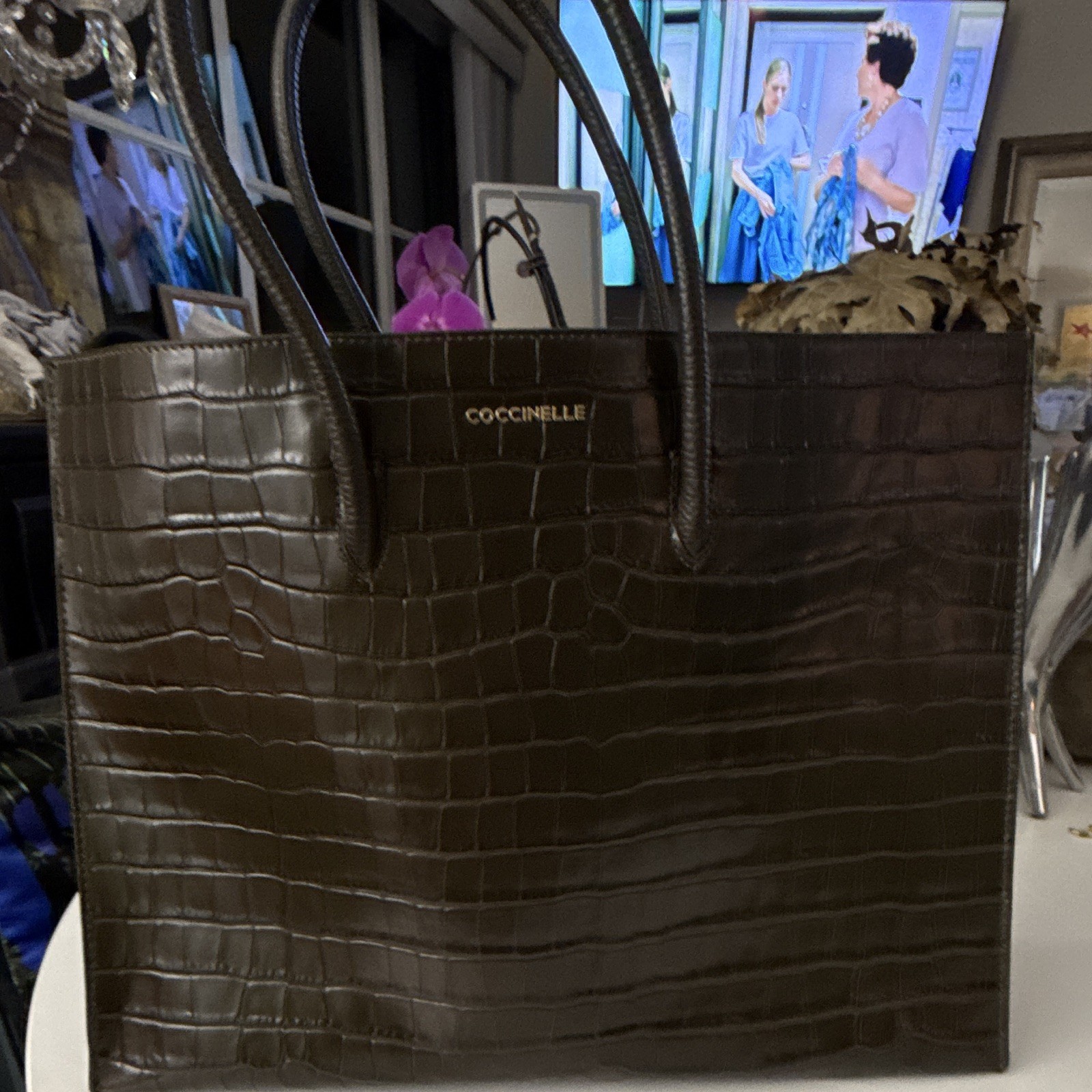 COCCINELLE Large Brown Croc Embossed Tote Pink Lining Gold Hardware Dust Bag