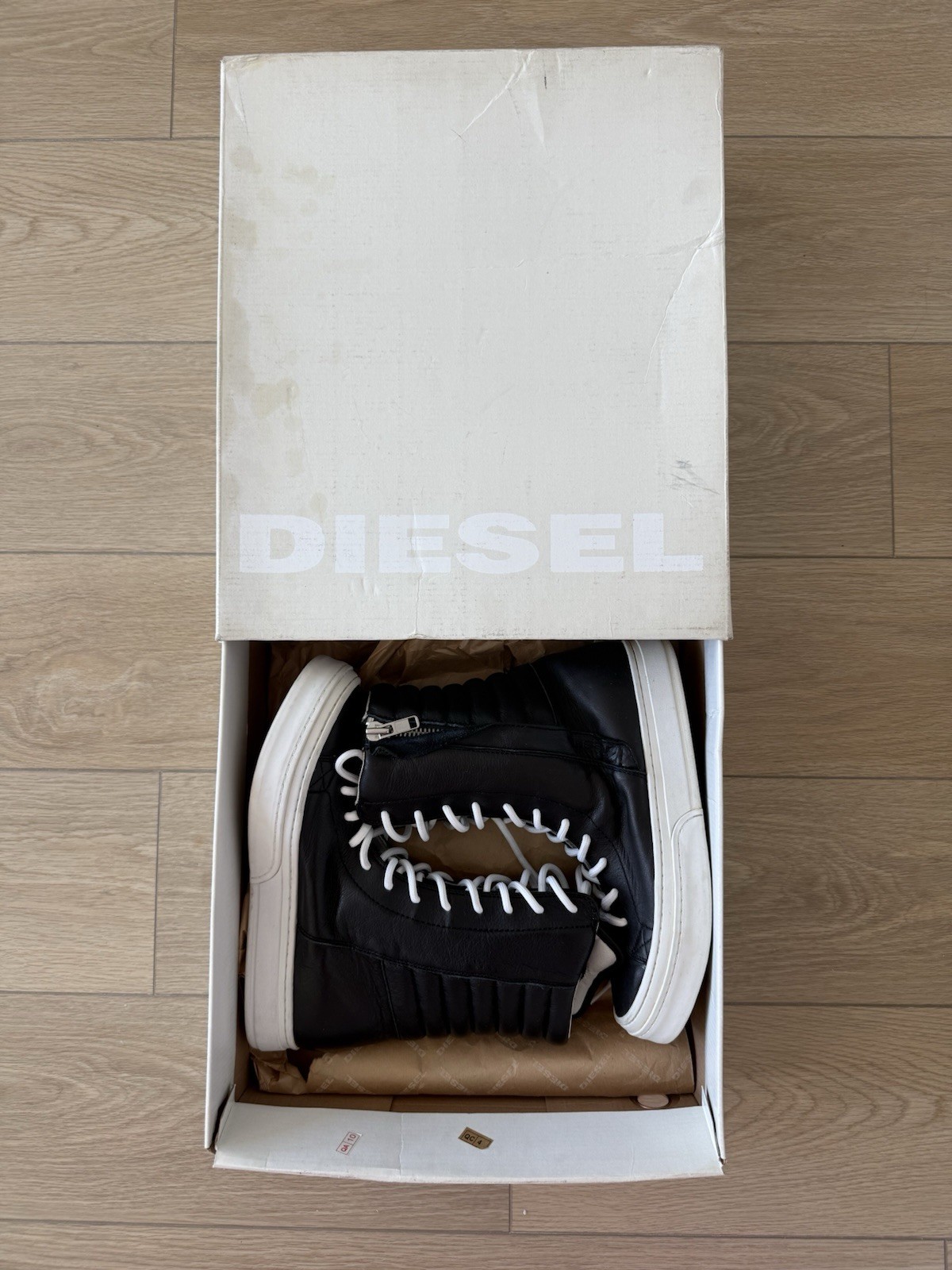 Diesel Softrock Men’s High Top Boots Black White Leather Zipper Lace Up US 10