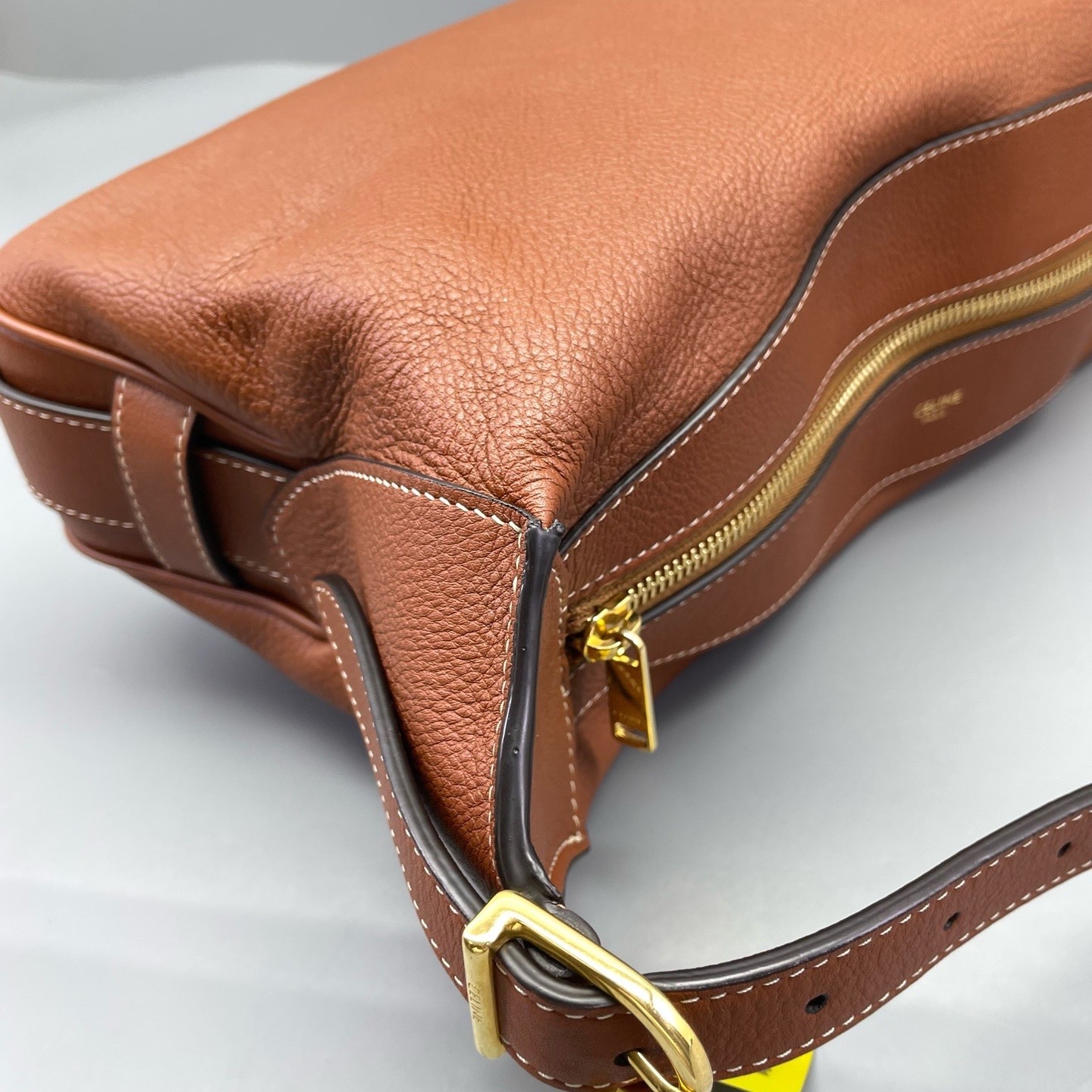 Celine Pre-Owned Authentic Underarm Bag Caramel 35*20*6cm