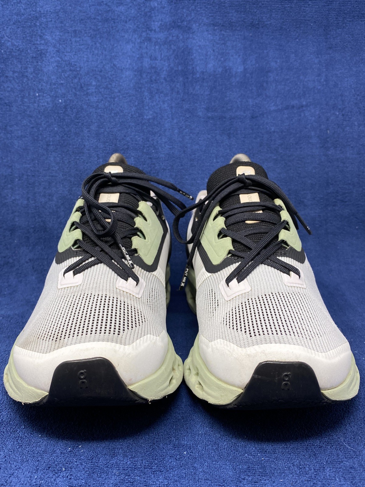 ON Cloudstratus Road Running Shoes Womens 7.5 White Sage Black CloudTec Comfort