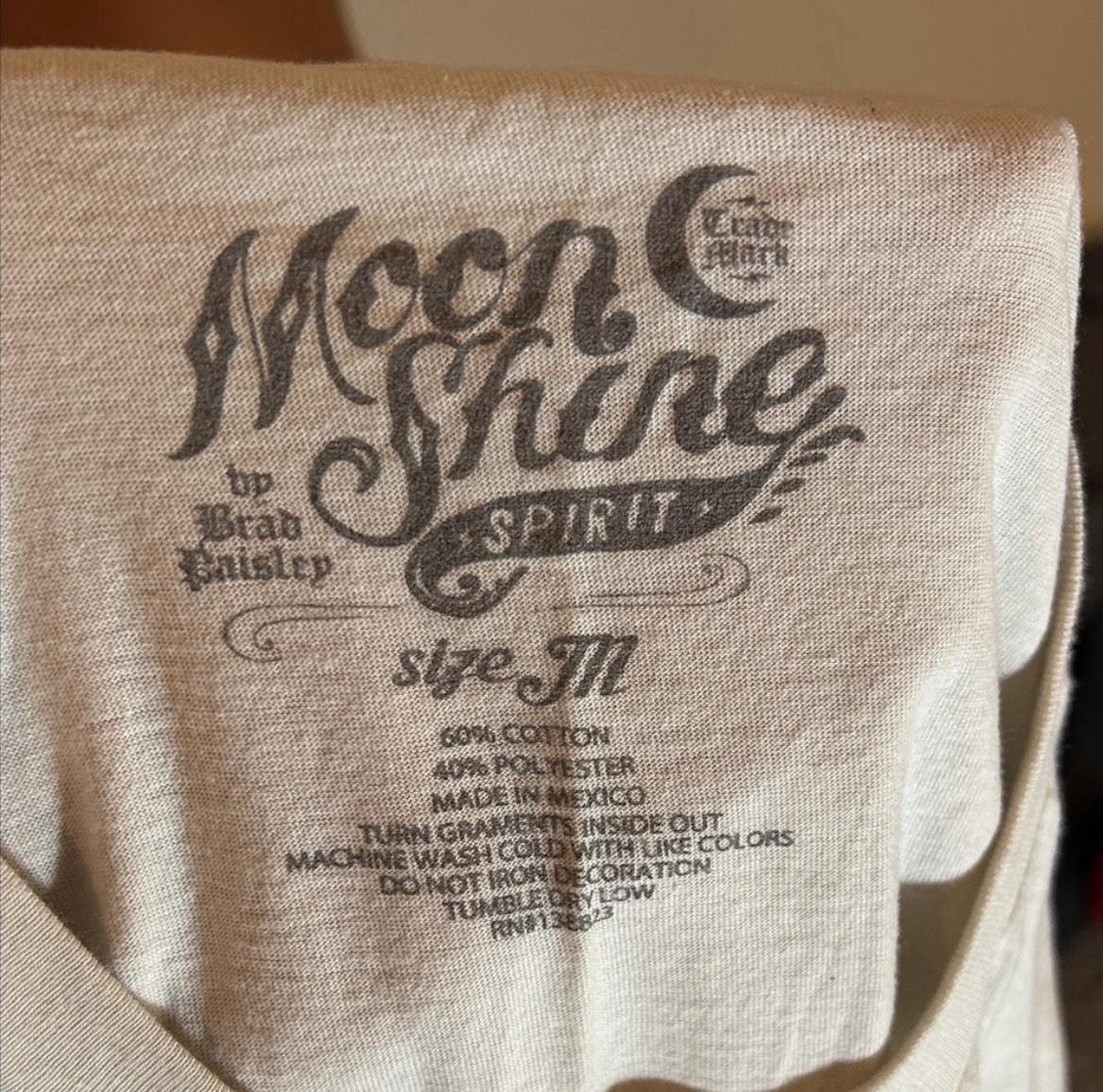 Moon Shine Men’s White Eagle Flag Graphic Crew Neck T-Shirt Size M