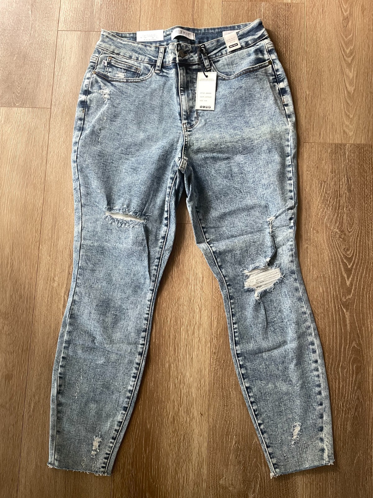 New PLUS Judy Blue Skinny Fit Light Blue Denim JB88266