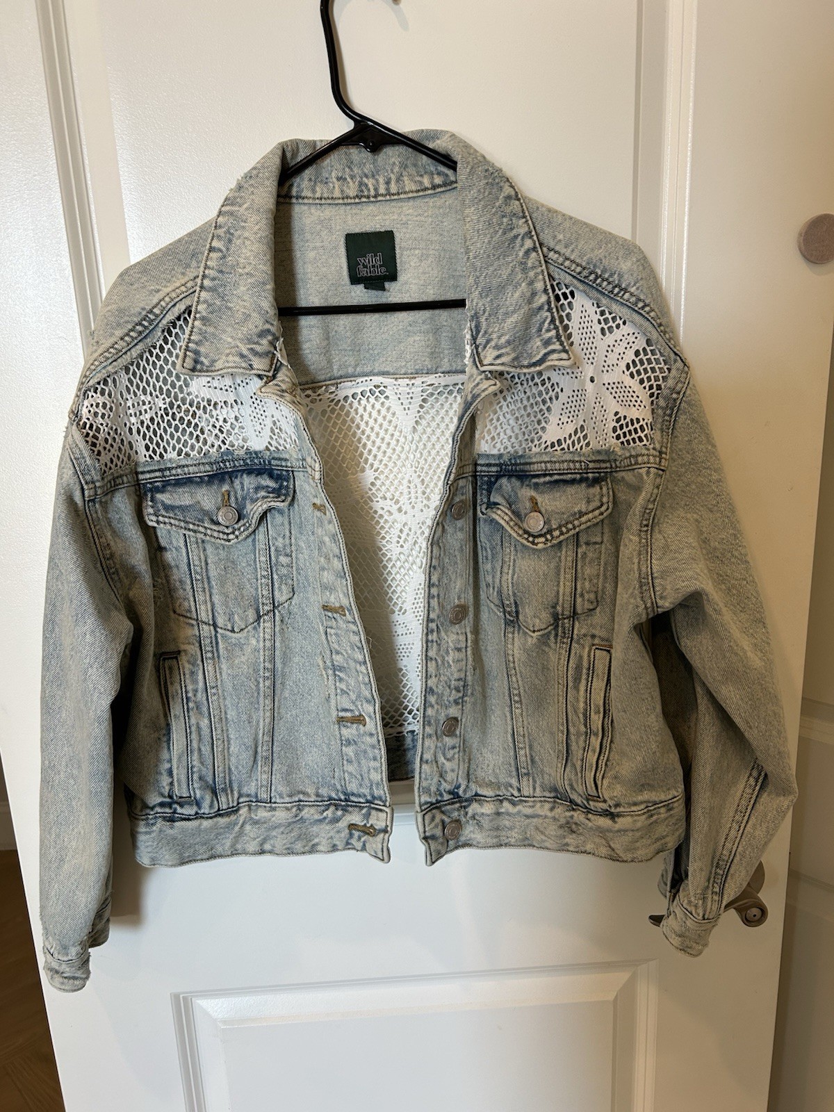 Upcycled Jean Jacket Stone Washed Blue With White crochet Inset Wild Fable Sz L