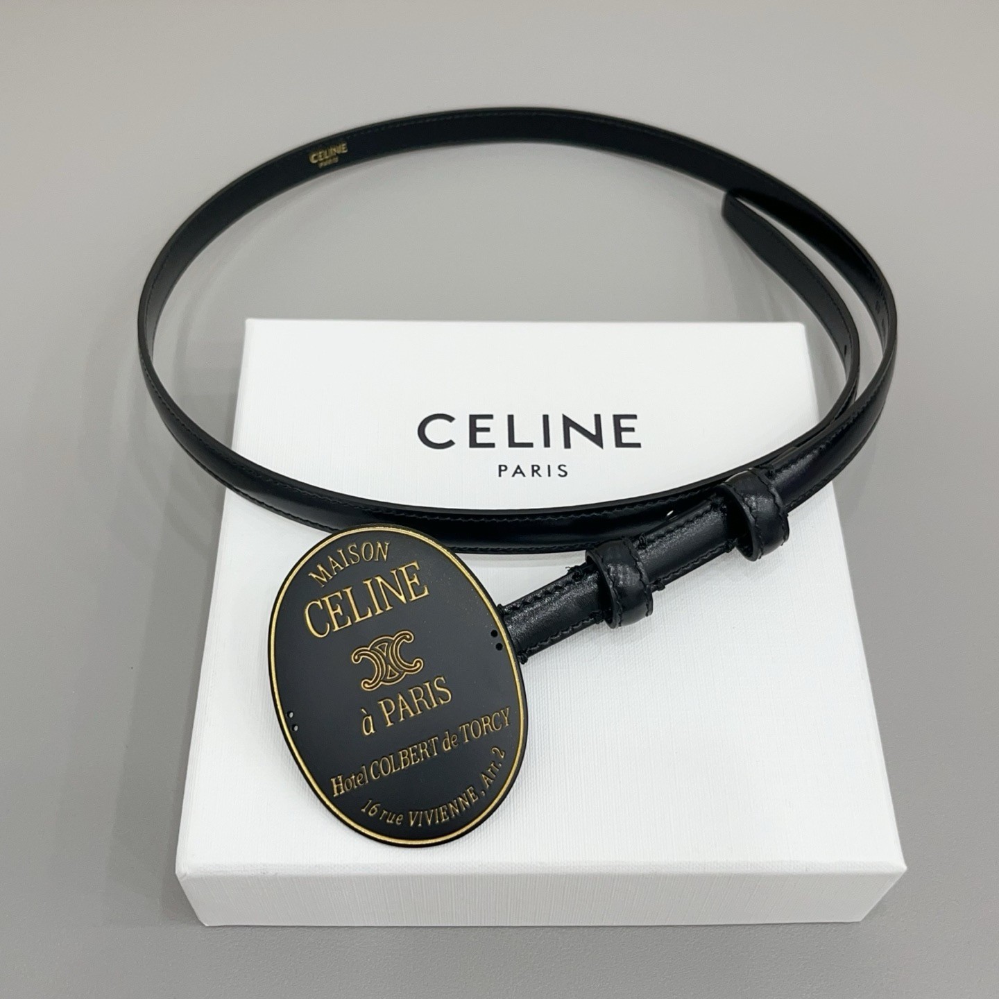 Women’s Celin*e 1.3cm/0.51in Black Leather Belt Black retro oval badge buckle