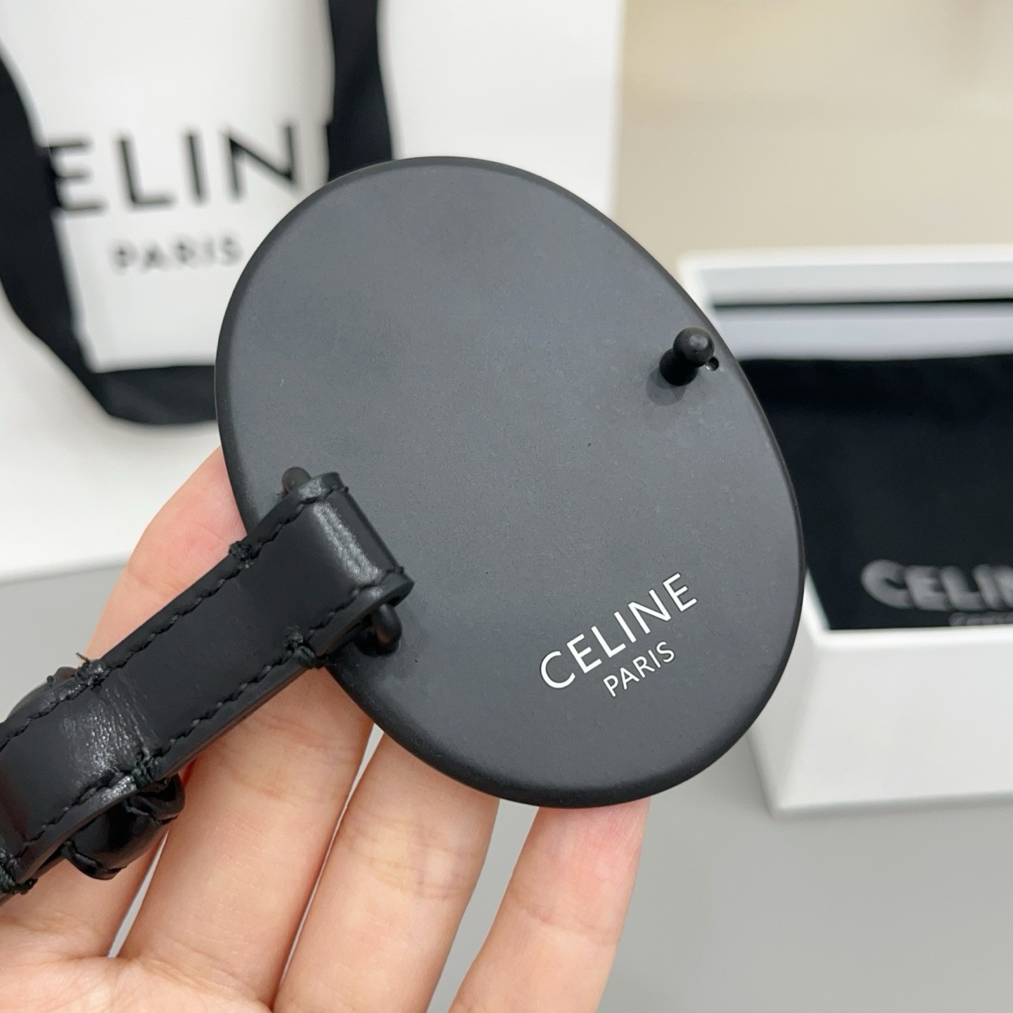 Women’s Celin*e 1.3cm/0.51in Black Leather Belt Black retro oval badge buckle