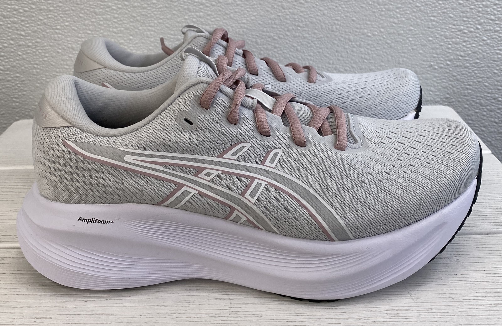 Asics Gel-Excite 11 Women’s Size 6.5 Glacier Gray/White Mesh Running Sneakers
