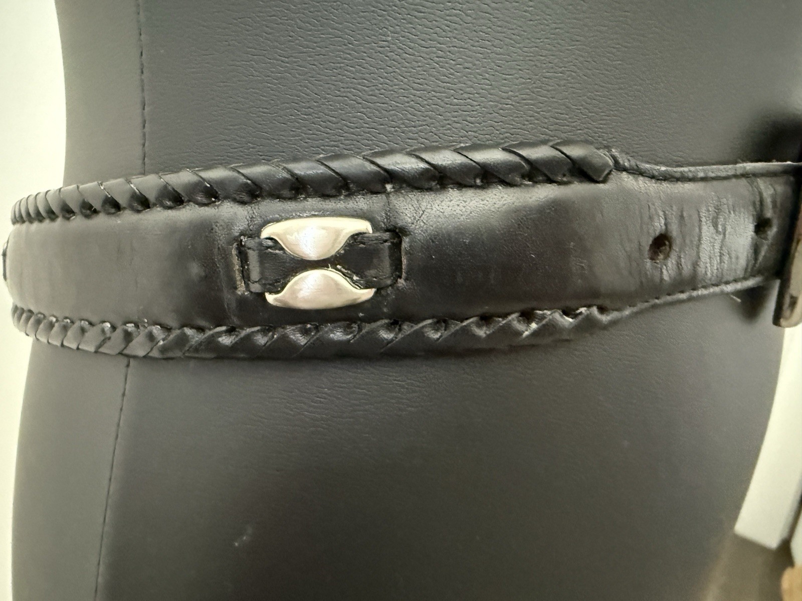 Genuine Full Grain Leather Black Men’s Belt Size 42 Silver Embellishments EUC