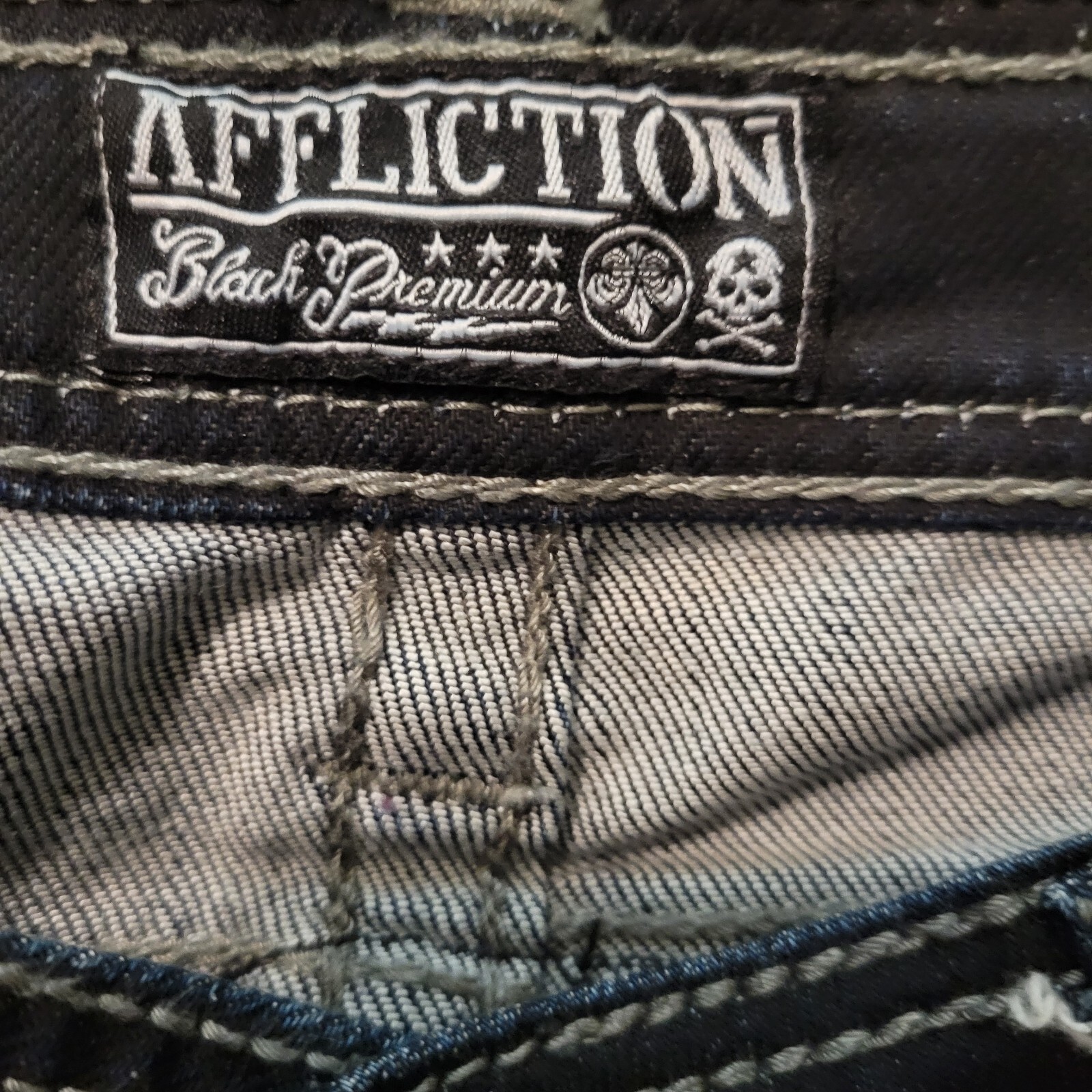 Affliction Women’s Raquel Jeans Size 30Wx29L distressed