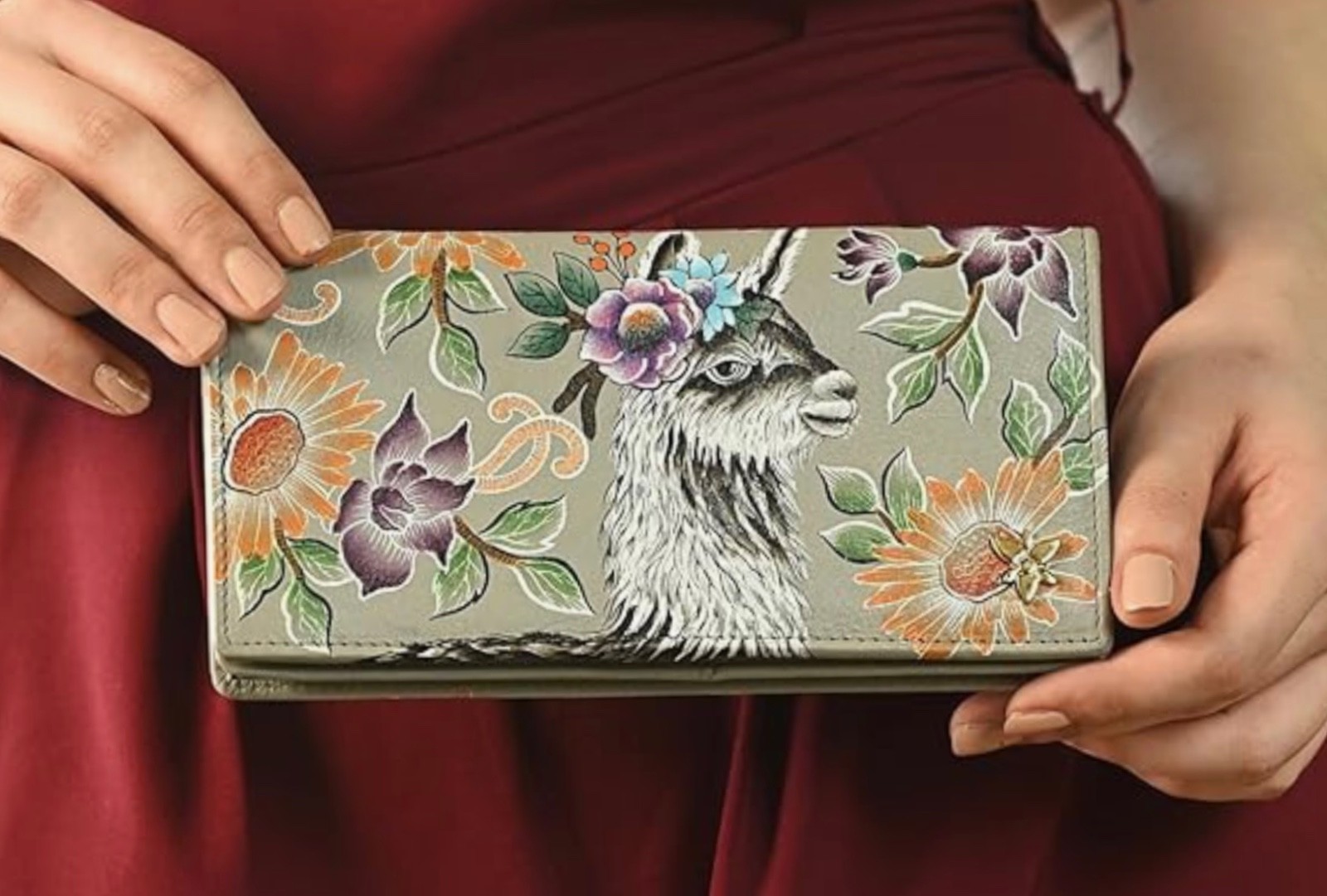 ANUSCHKA NWT🦙”RARE” RFID Bi-Fold Snap Clutch Wallet – Garden Llama 1785-GLL