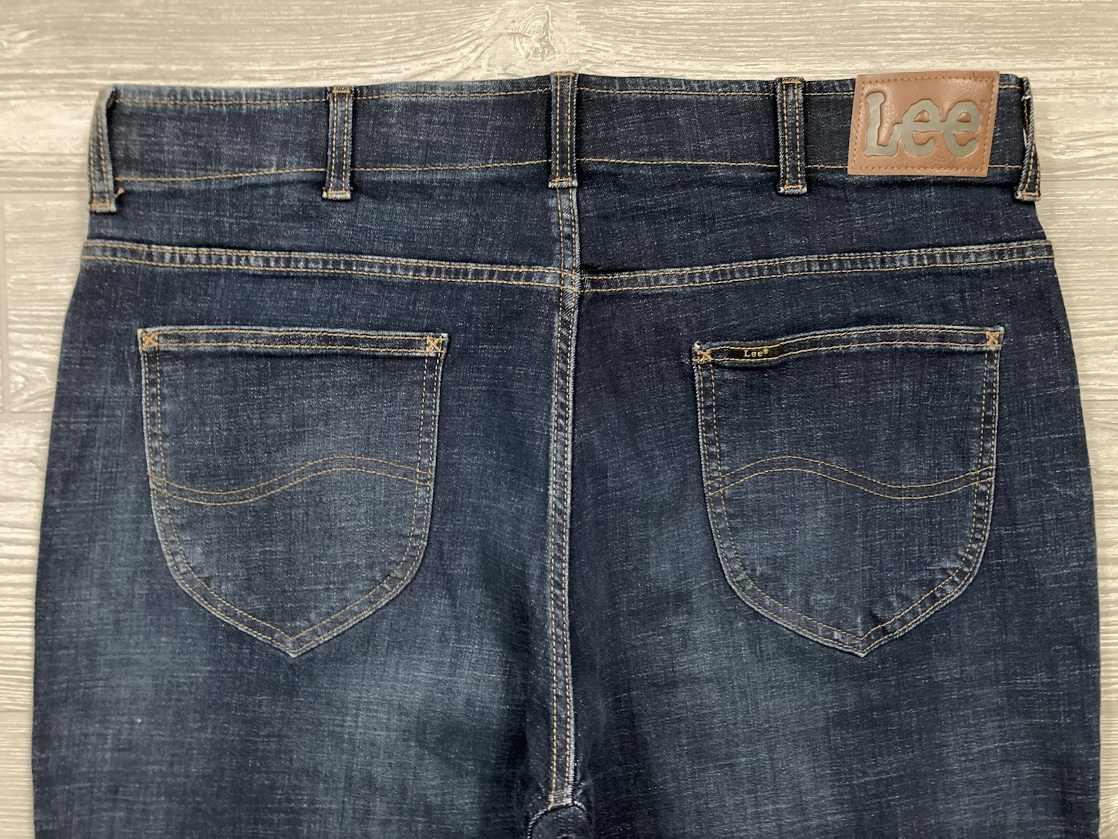 Lee Extreme Motion MVP Relaxed Straight Jeans Mens 38×30