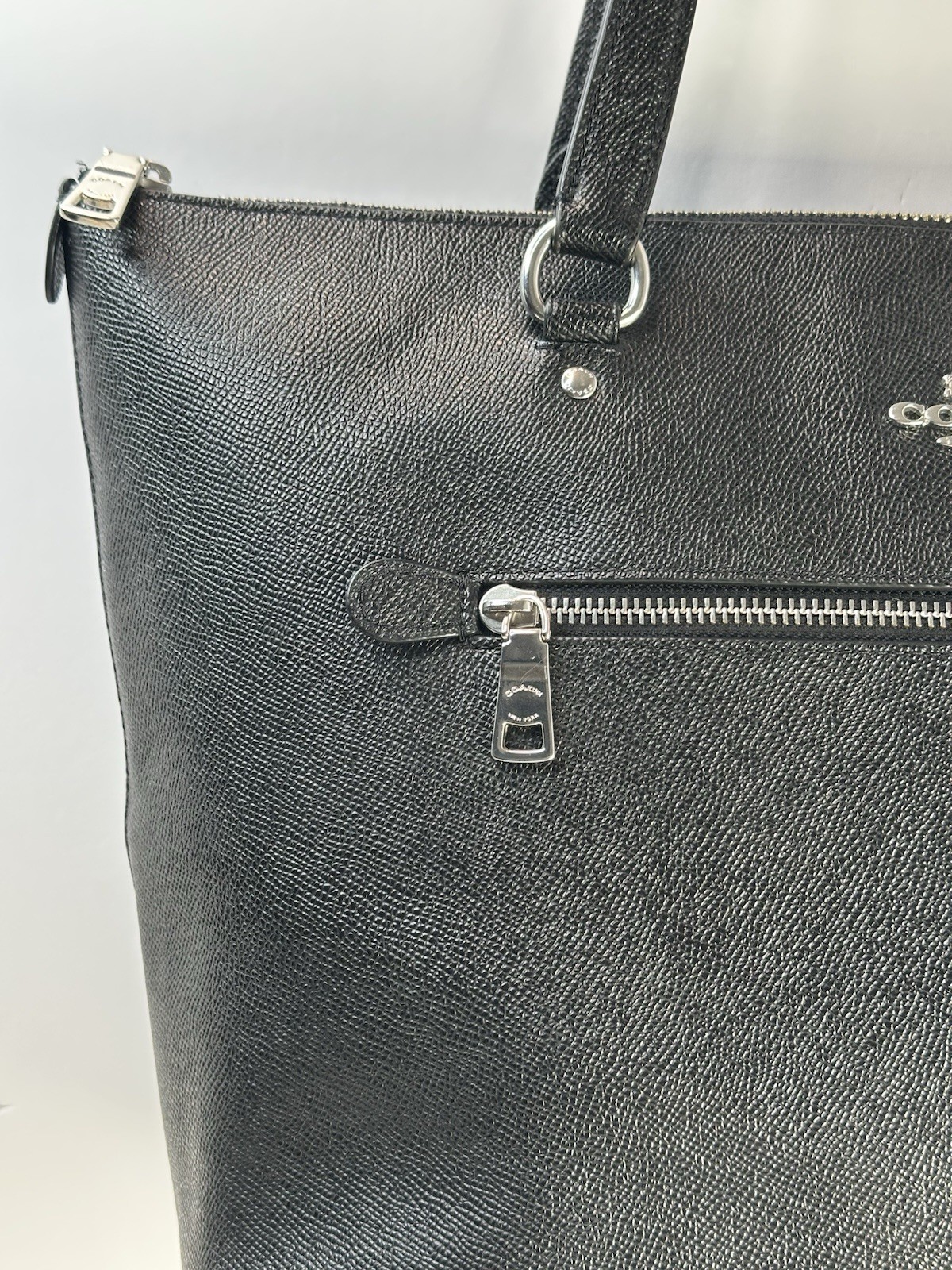 Coach Gallery Tote (F79608) Black Cross Grain Leather Bag – EUC!