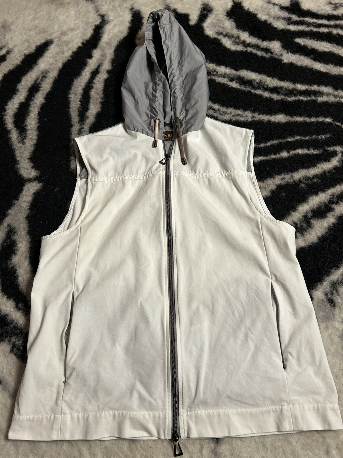 Waterville Vest Made In Italy White Hoodie Zip Up Golf PGA Sz 54 Moisture Wick