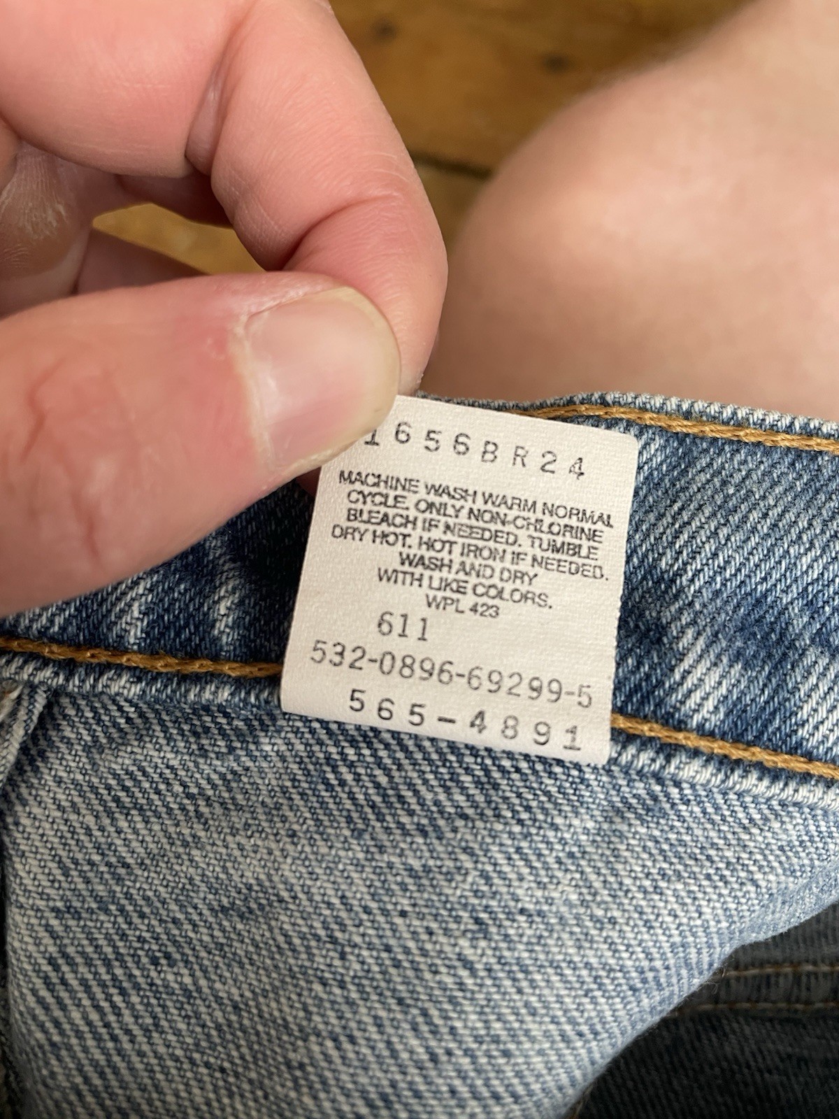 Vintage 90s Levi’s 565 Made in USA Wide Leg Loose Fit Jeans Light Blue Denim
