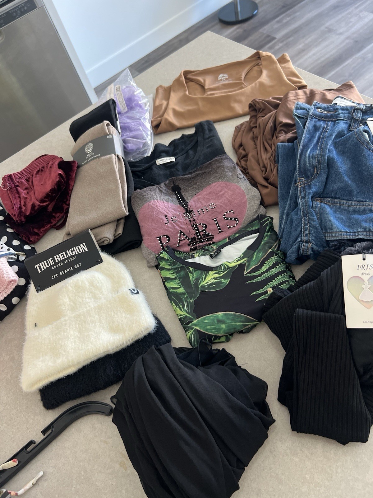 Clothing bundle Random Mix new and used Clothing for resale or personal use !