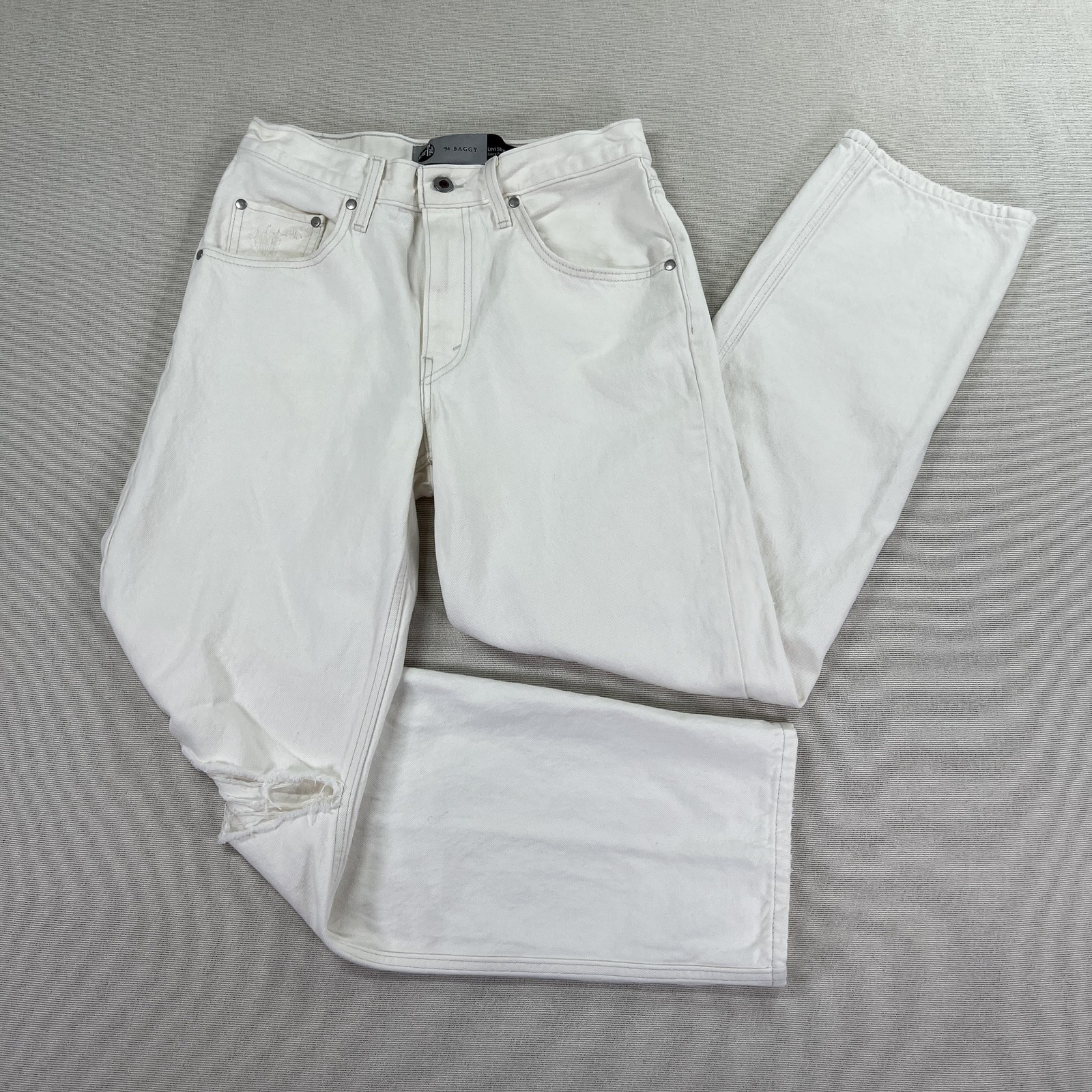 Levi’s SilverTab 94 Baggy Jeans Womens 28×30 White High Rise Straight Distressed