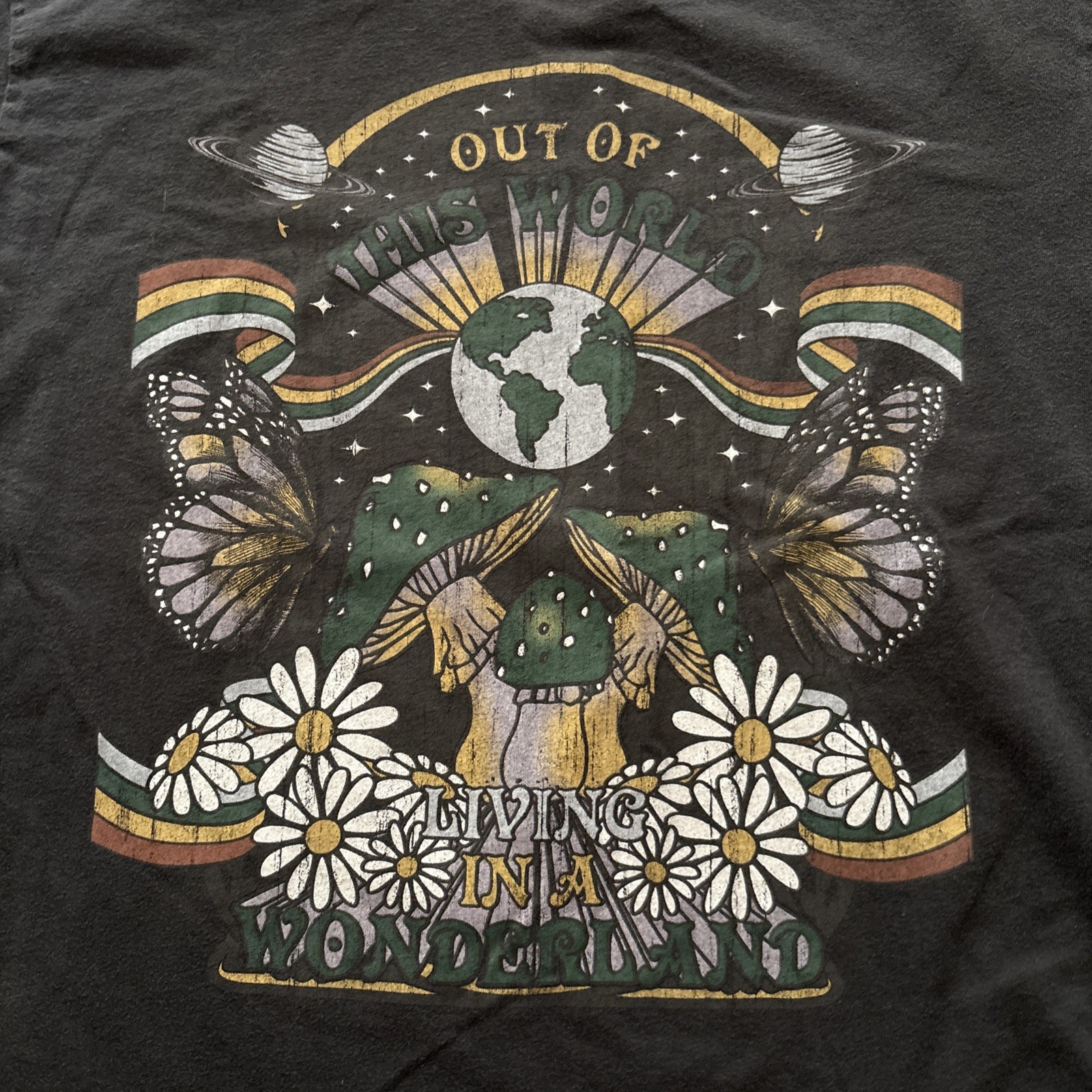 Shrooms Hippie Flowers Butterfly Wonderland T Shirt XS Originality Mushrooms USA