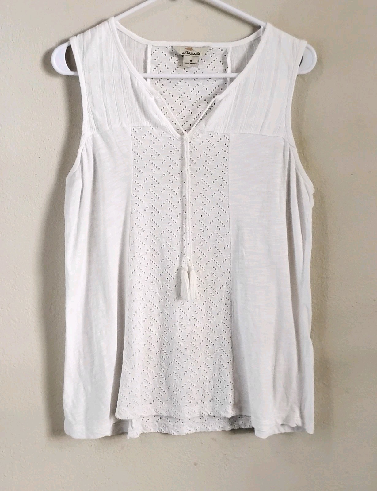 Bob Timberlake Women’s White Cotton Eyelet Top Size M V Neck Tassel Tie India