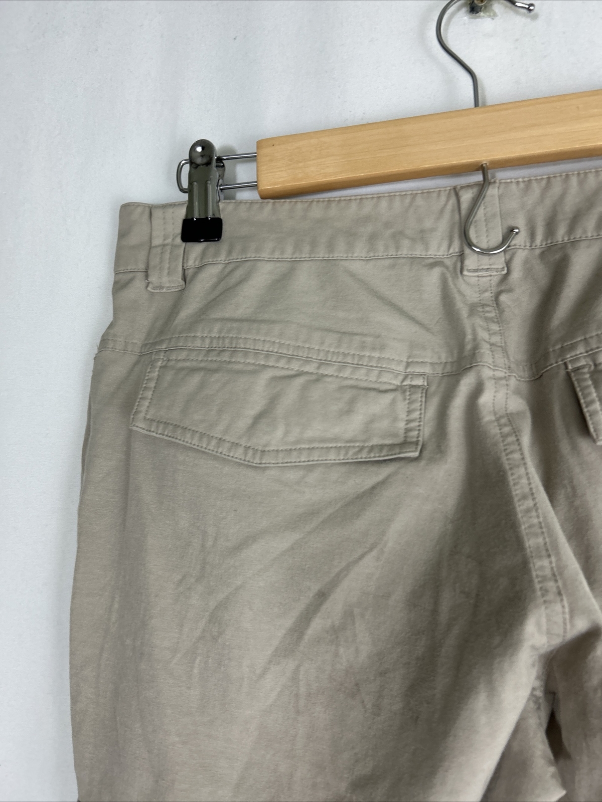 Rei Womens 4 Petite Beige Cargo Pants Upf 50+ 31×28 Cotton Blend