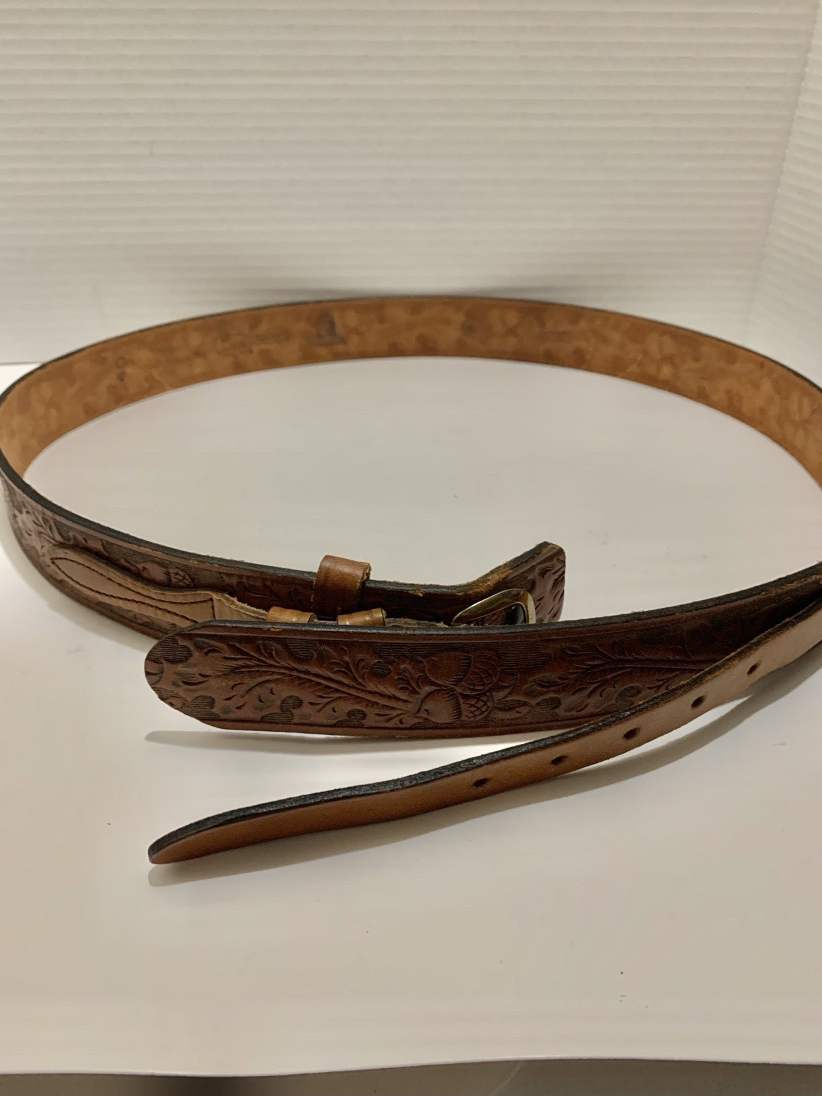 Men VNTG 40 “Comanche “Handmade Genuine Top grain Leather Belt 56364 Made In USA