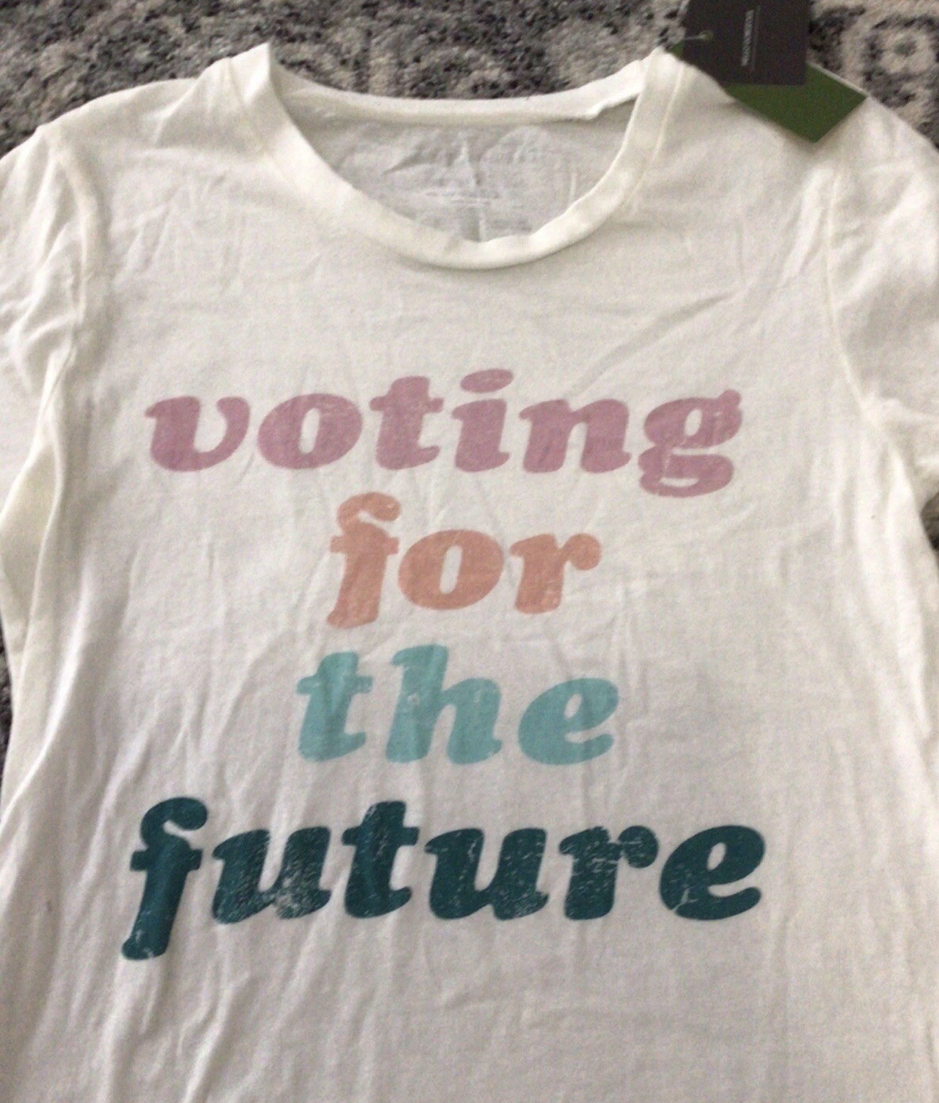 Grayson Threads Women’s Vote Voting For The Future Cream T Shirt NWT M