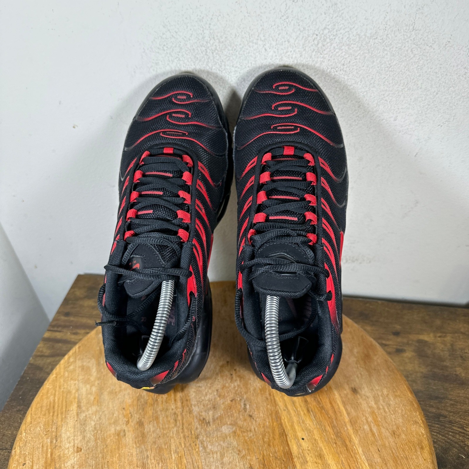 Nike Air Max Plus TN Black University Red Mens Running Shoes CU4864-001 Size 9