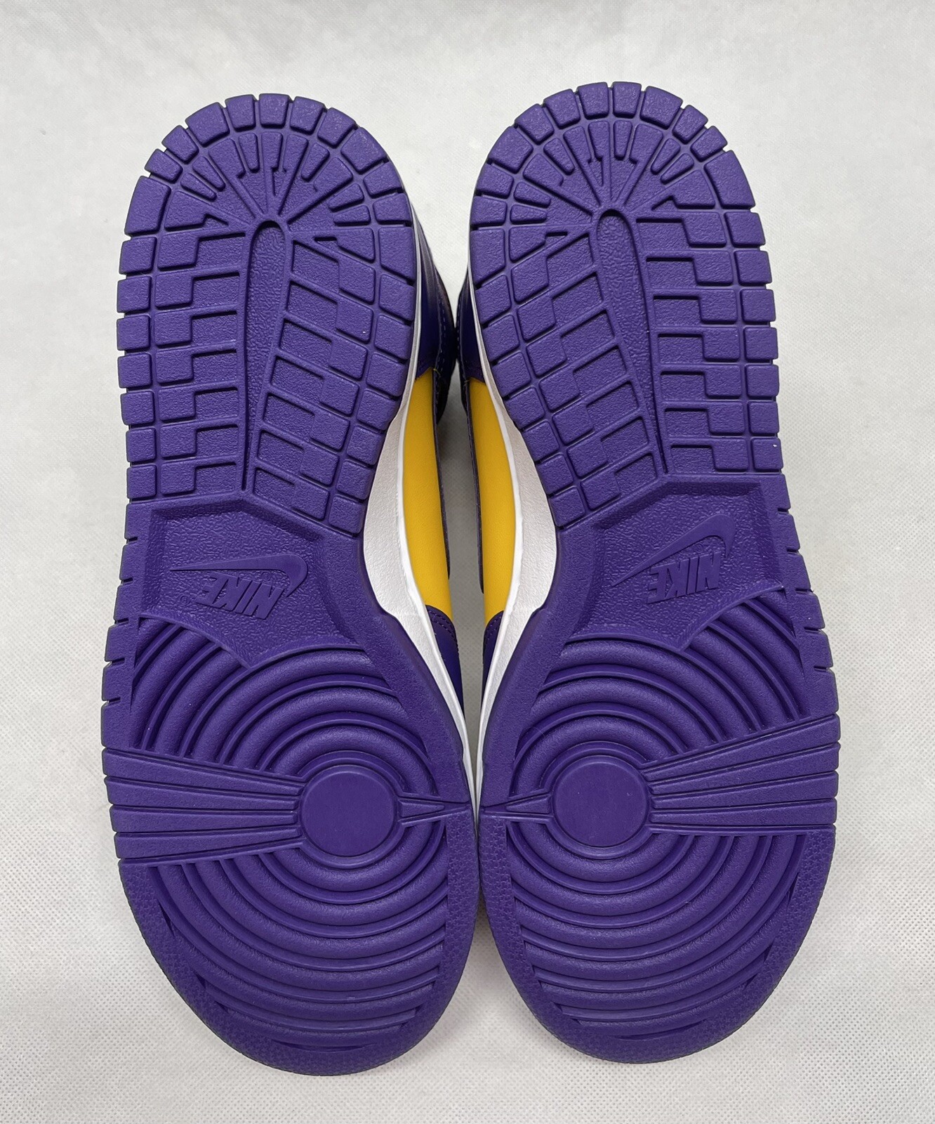 Nike Dunk High Retro Lakers Purple University Gold Men’s Size 9.5