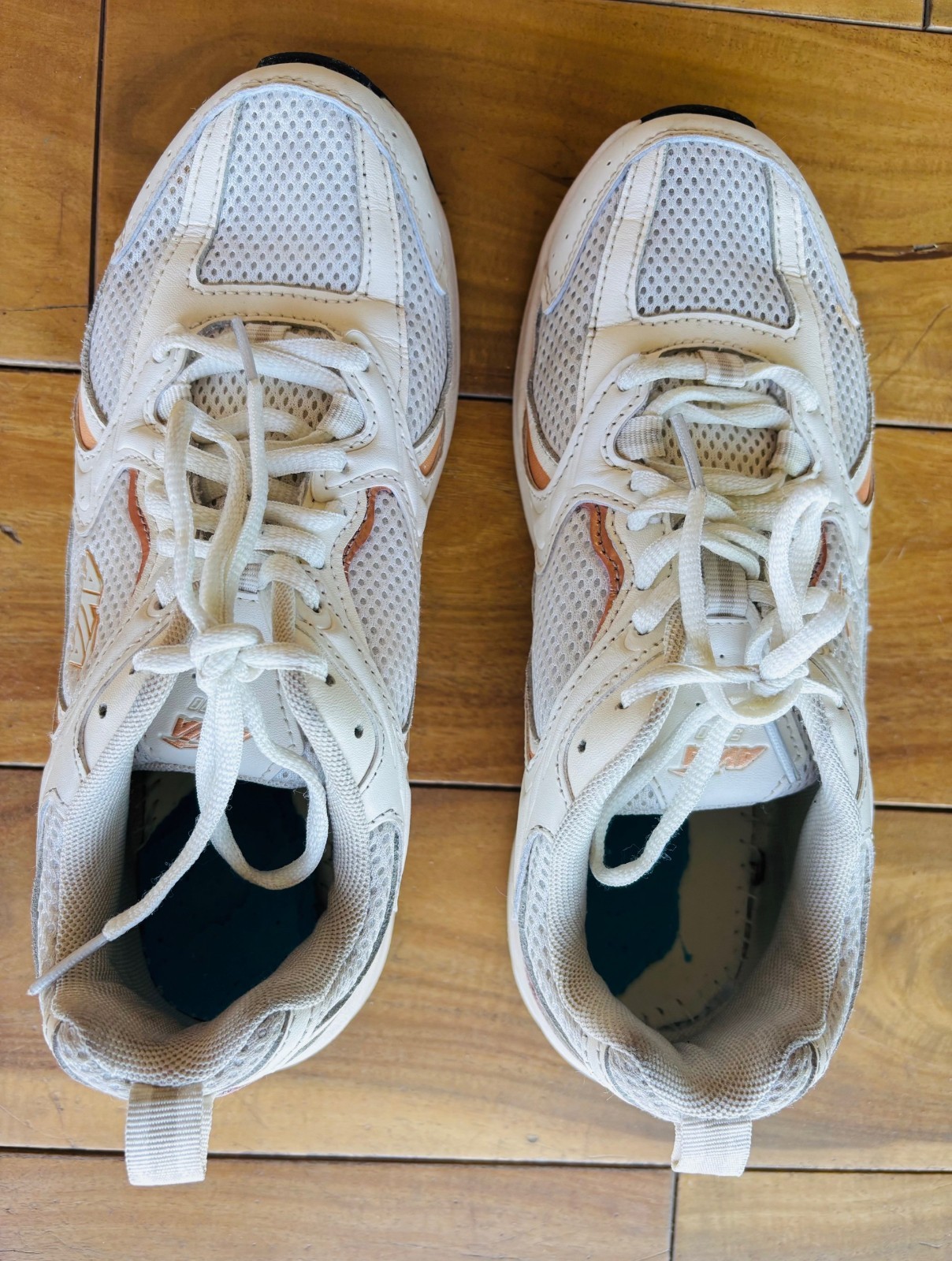 Avia 5000 Performance Sneakers Women’s Size 8 – Rose Gold/Cream