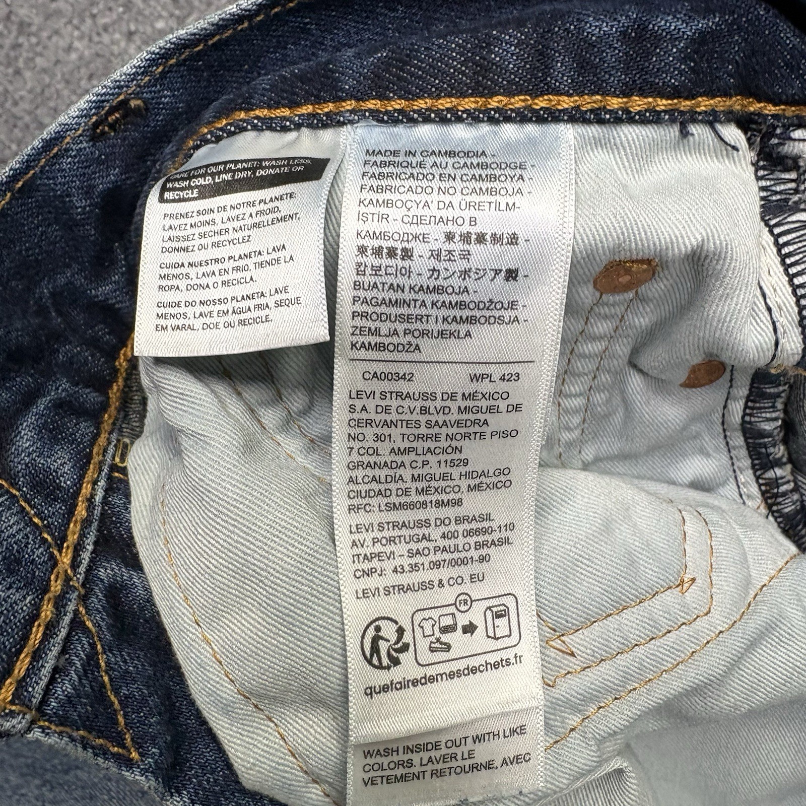 Levis Premium 568 Loose Straight Leg Jeans Mens 30×32 Blue Denim 29037-0059