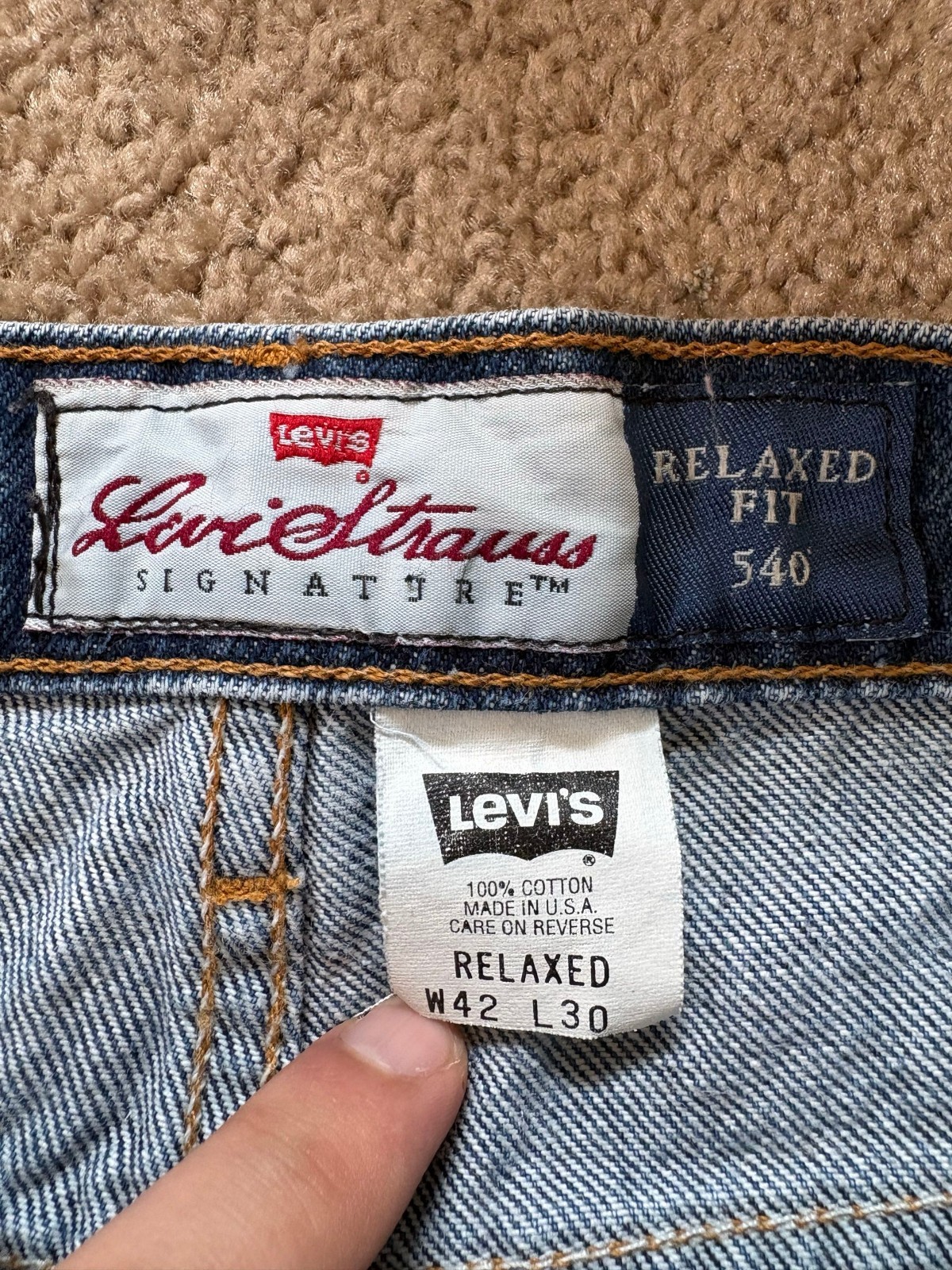 Vintage 1994 Levi’s 540 Relaxed Fit Orange Tab Jeans – Made in USA – Size 42×30