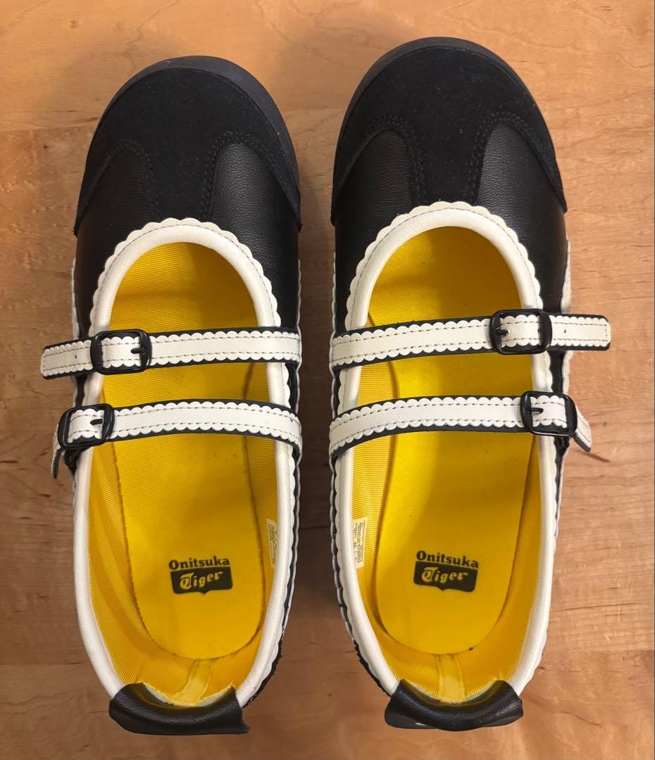 Onitsuka Tiger Mexico 66 Sneakers Women Men 6.5US Black/White, Yellow Insole Us