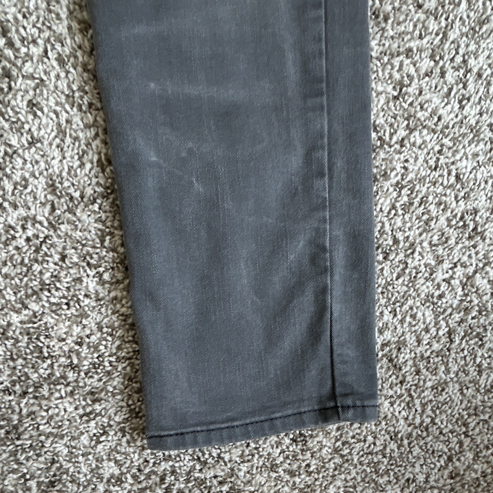 Levi’s Men’s Slim Skinny Fit Gray Dark Wash Denim Jeans Low Rise 5-Pocket
