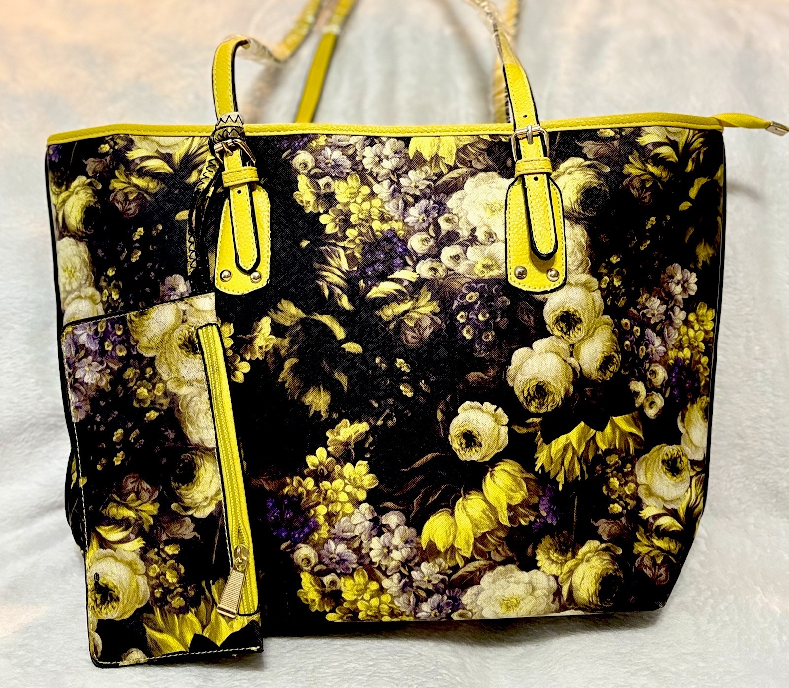 Floral Yellow/Black Tote Bag Zip Top Lined Inner Pockets Coin Purse Charm