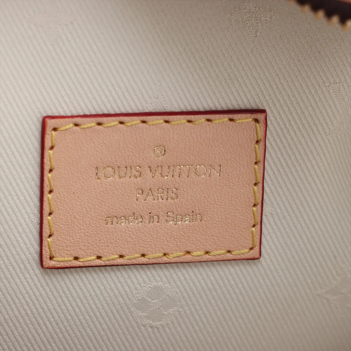 Louis Vuitton Monogram Hi Rise M46784 Brown There was an RFID response
