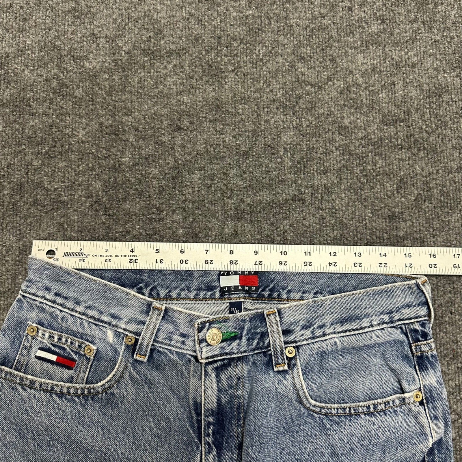 Tommy Jeans Jeans Mens Size 31×30 Light Wash Distressed Straight Leg Denim 90s