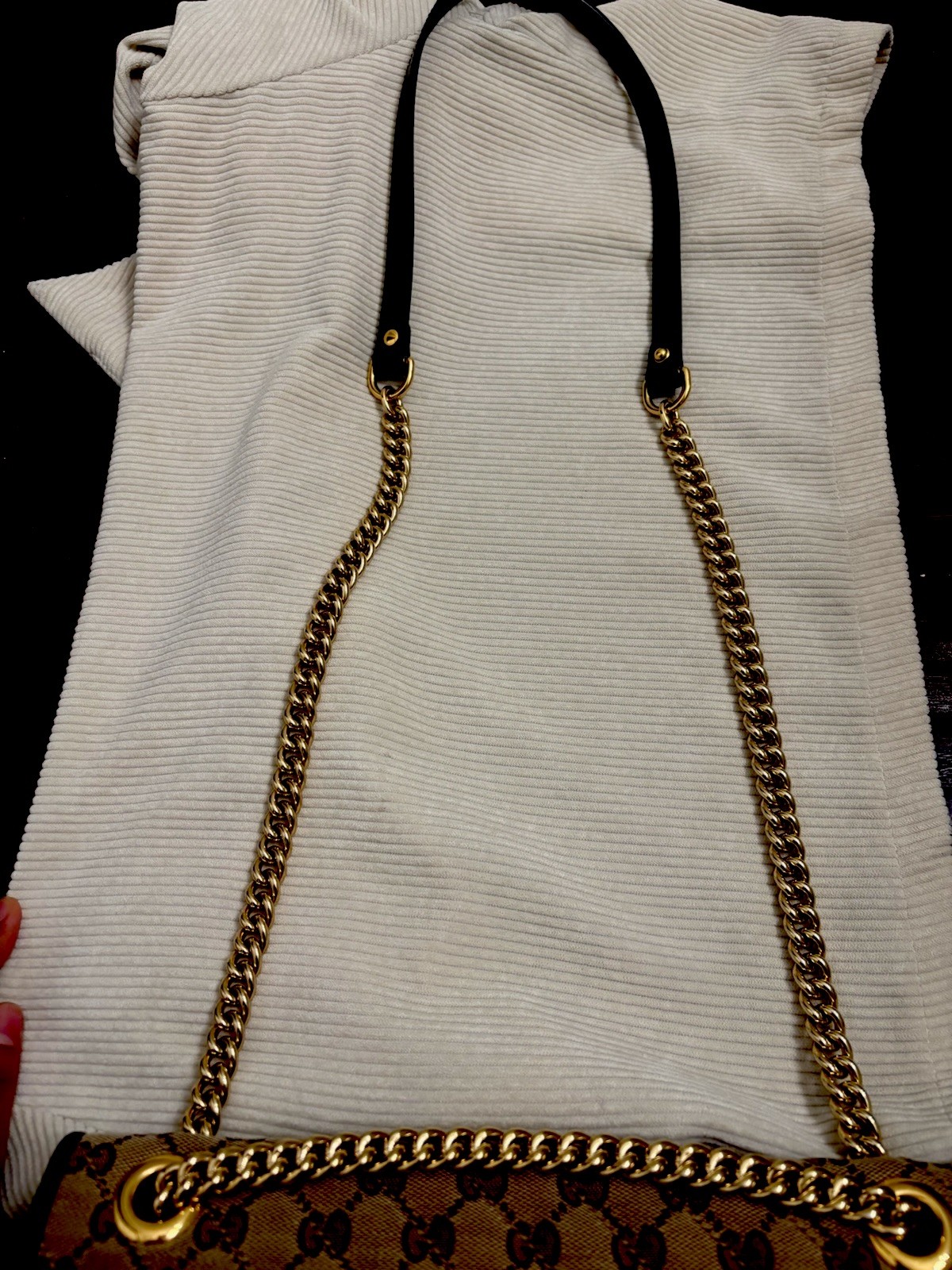 Gucci GG Marmont medium shoulder bag