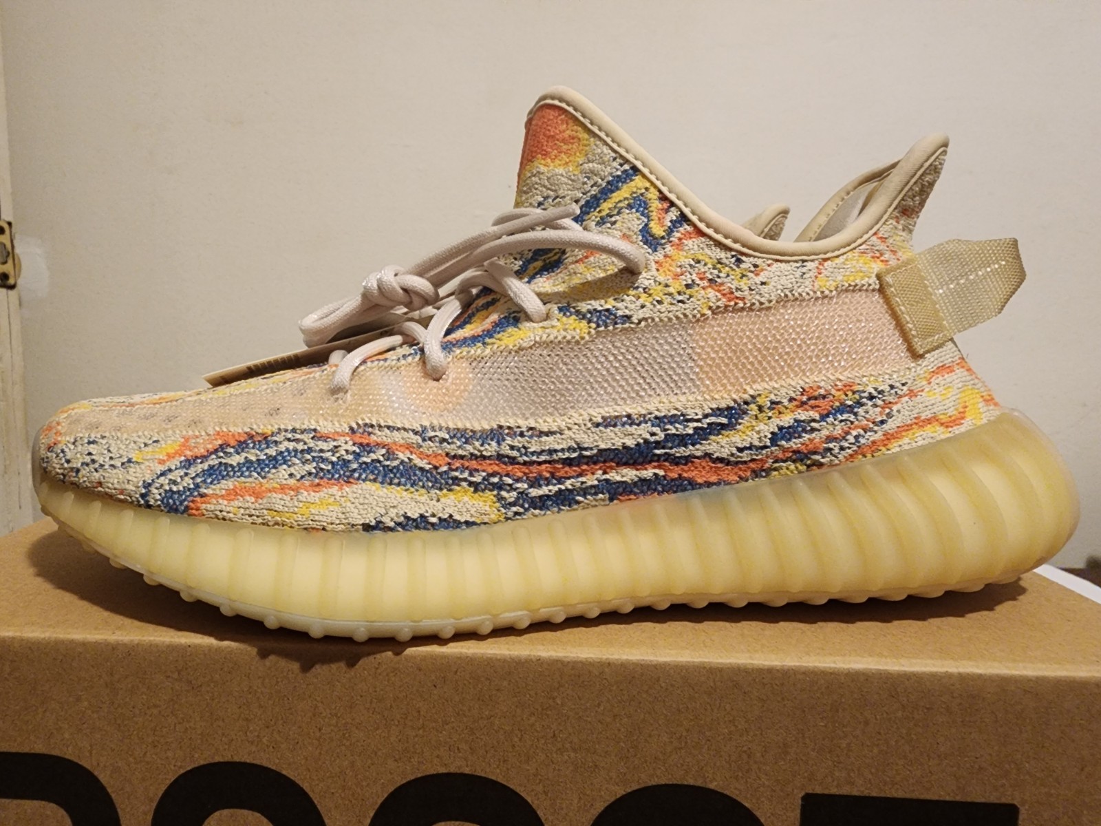 adidas Yeezy Boost 350 V2 Men’s Size 10 ‘MX Oat’