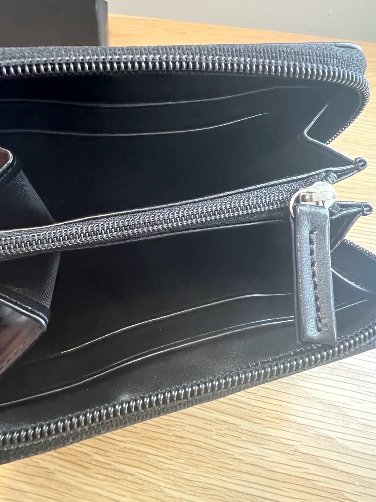 Authentic Mercedes-Benz Wallet change Wristlet Clutch Black Detachable Strap NIB