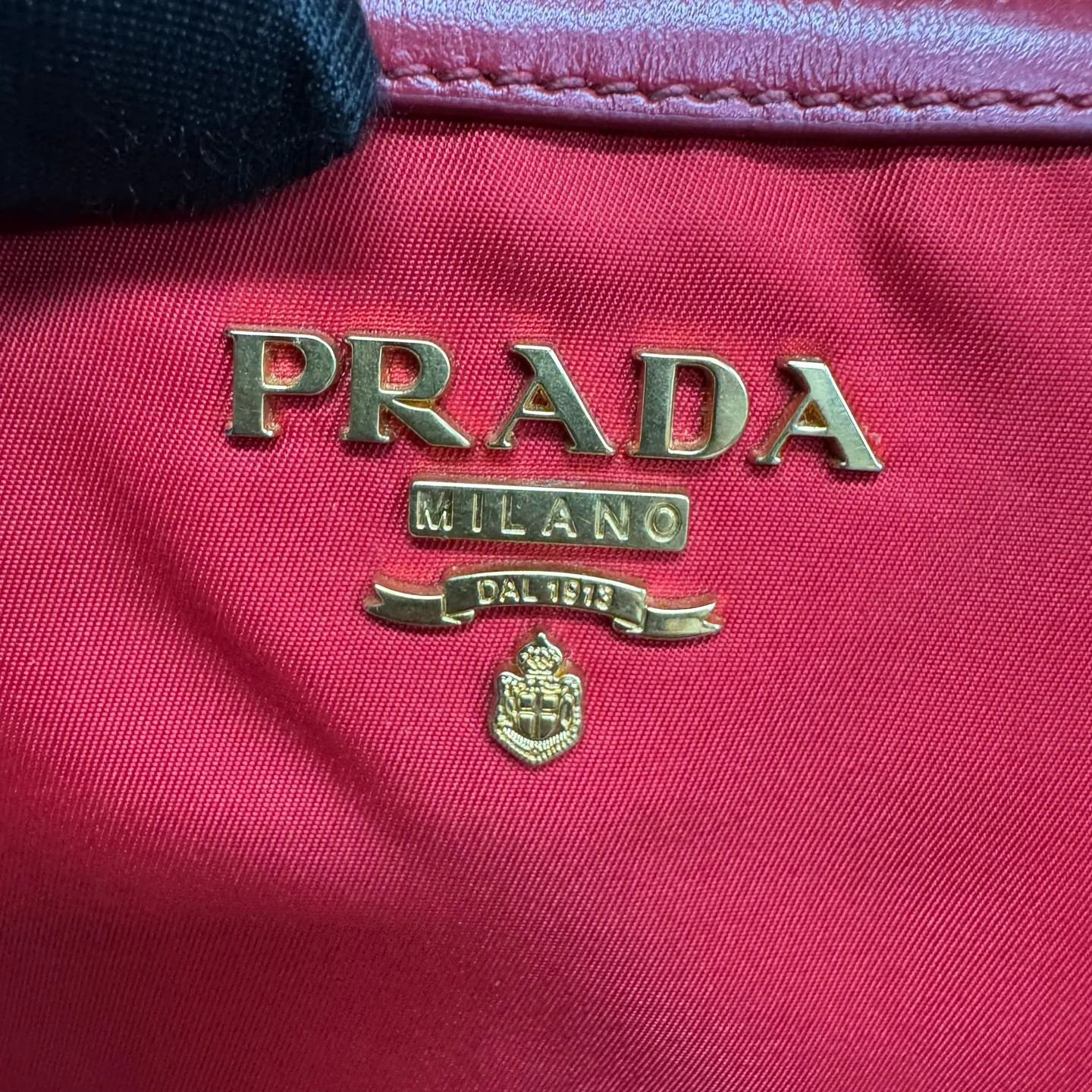 Prada Clutch Red Tessuto Nylon Calfskin (zs051826b5r)