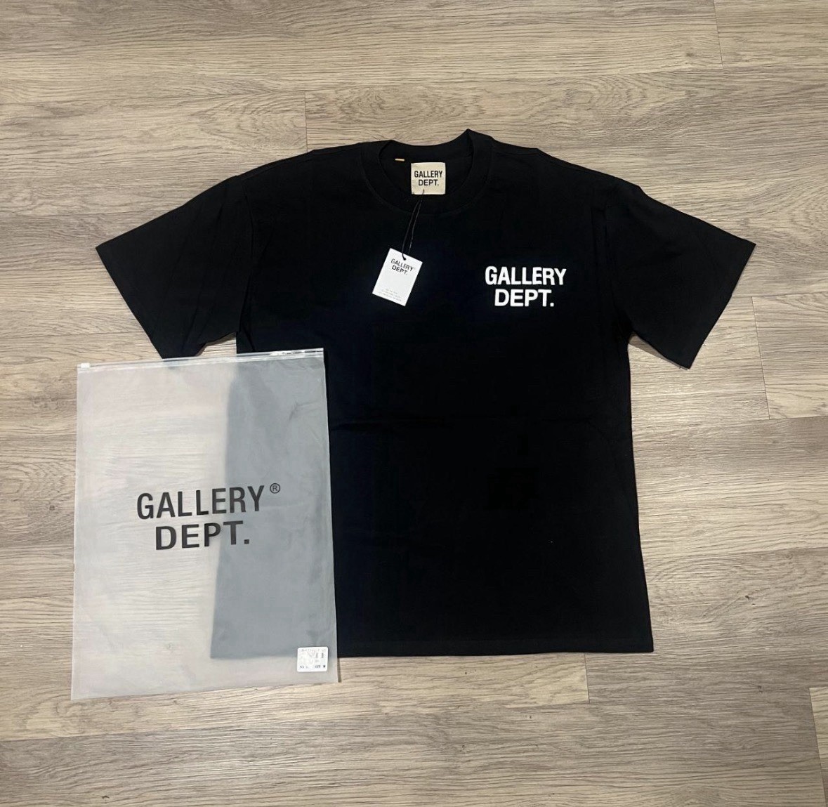 Gallery Dept. Men’s Black Logo Graphic Print Crew Neck Tee Short Sleeve One Size
