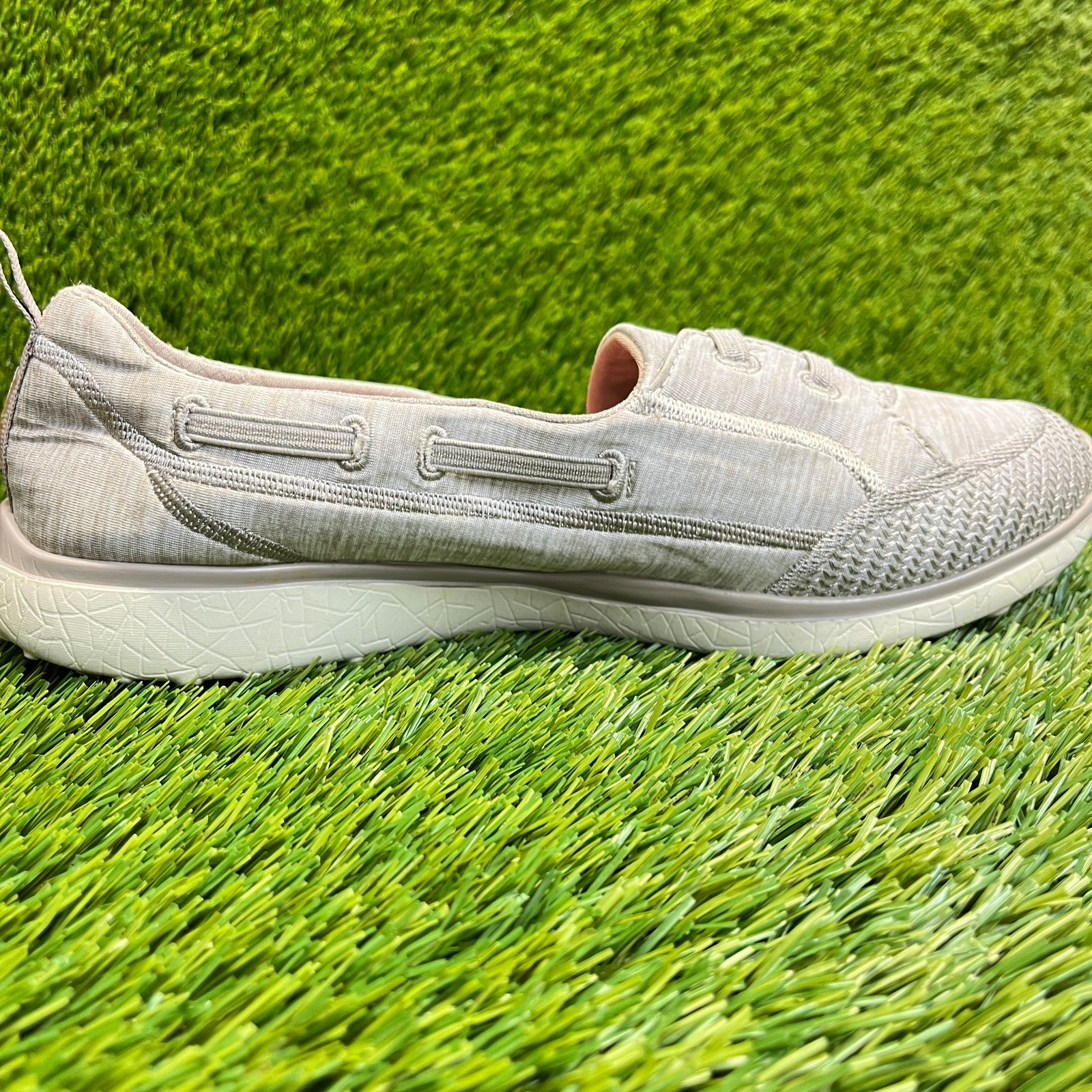 Skechers Microburst Topnotch Womens Size 10 Taupe Casual Walking Flats Shoes