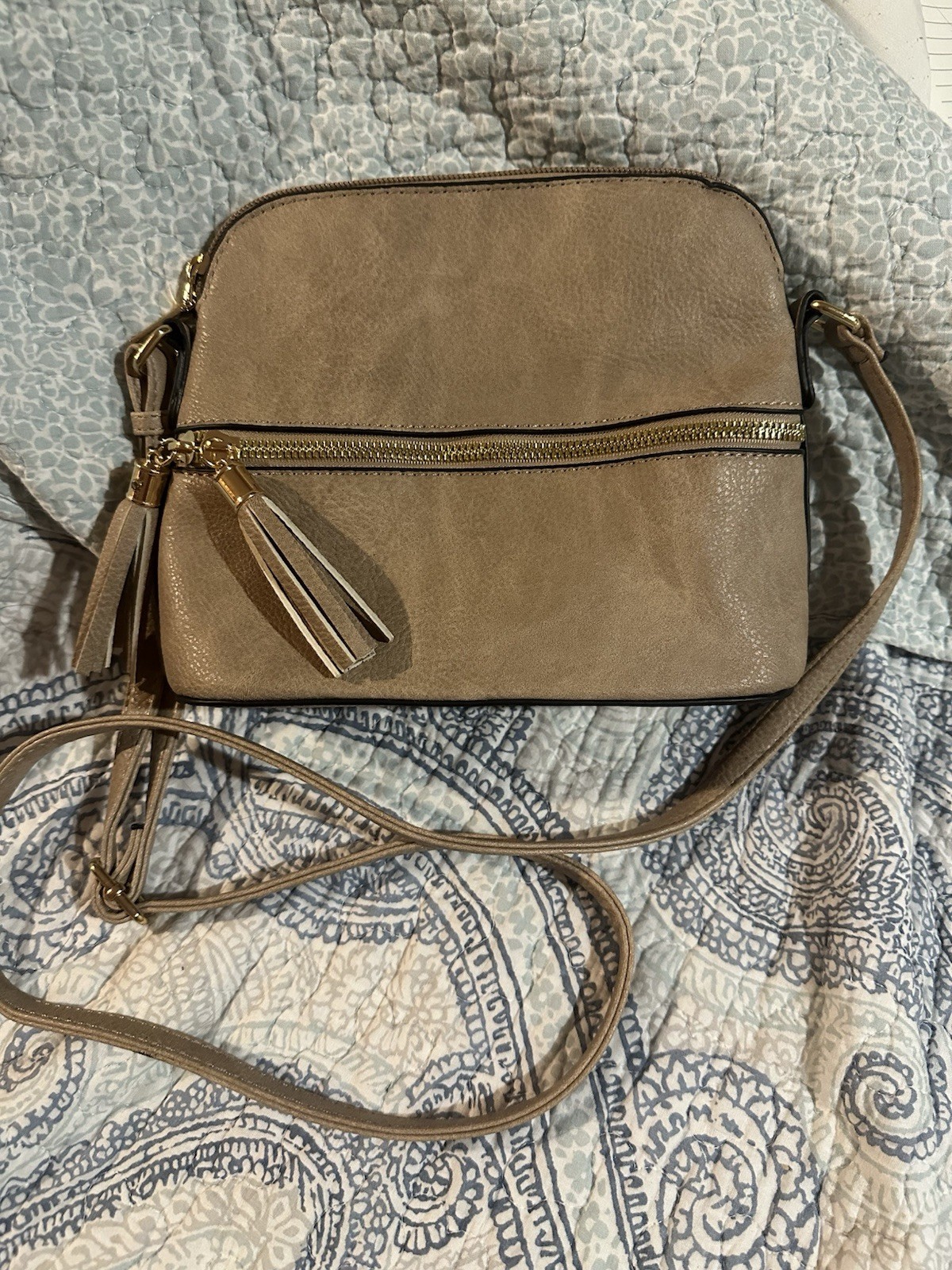 Small Crossbody Bag w/ Strap