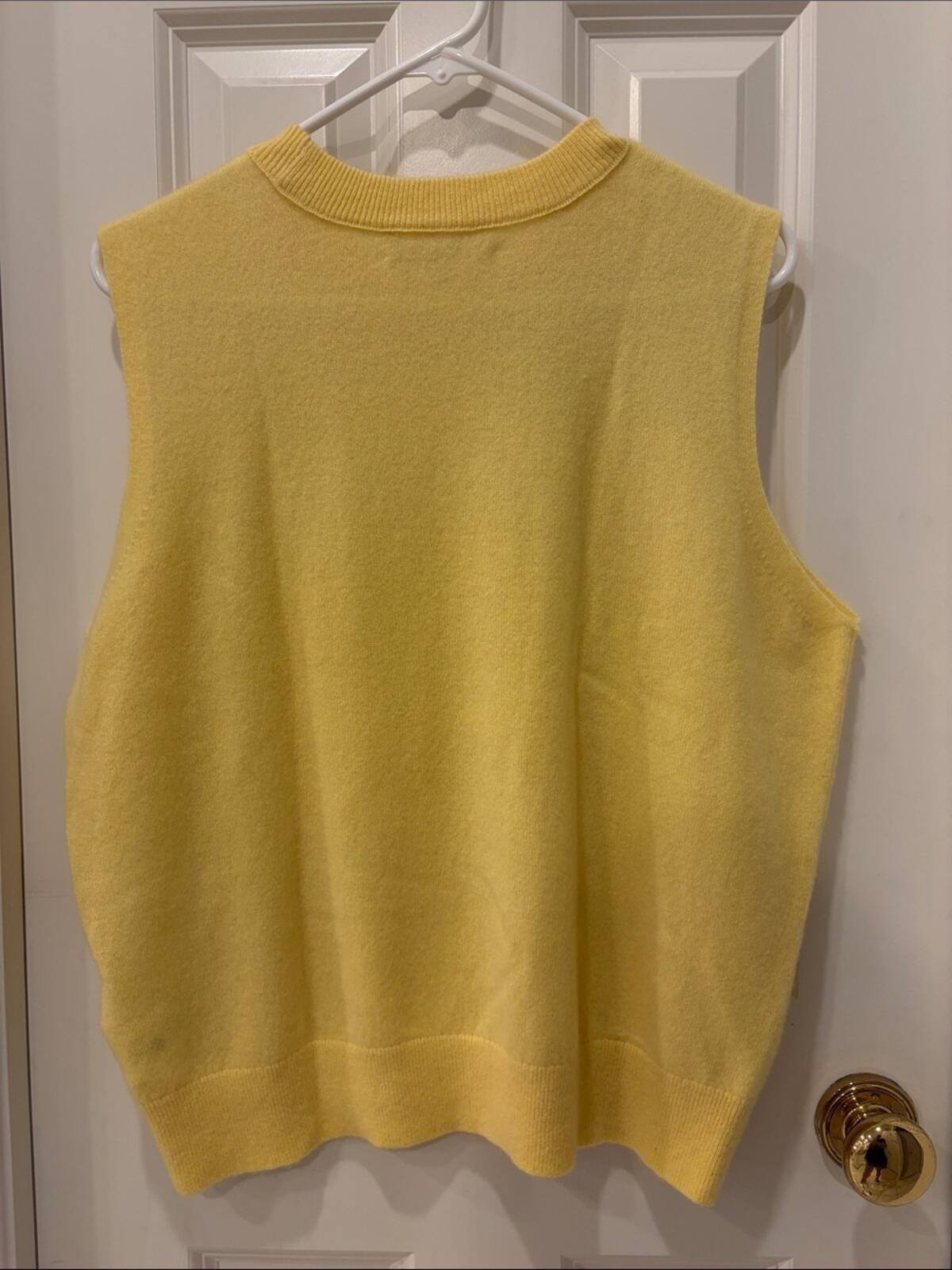 Classy Cashmere Sweater Vest Pullover by Madewell in Butter Yellow size xl