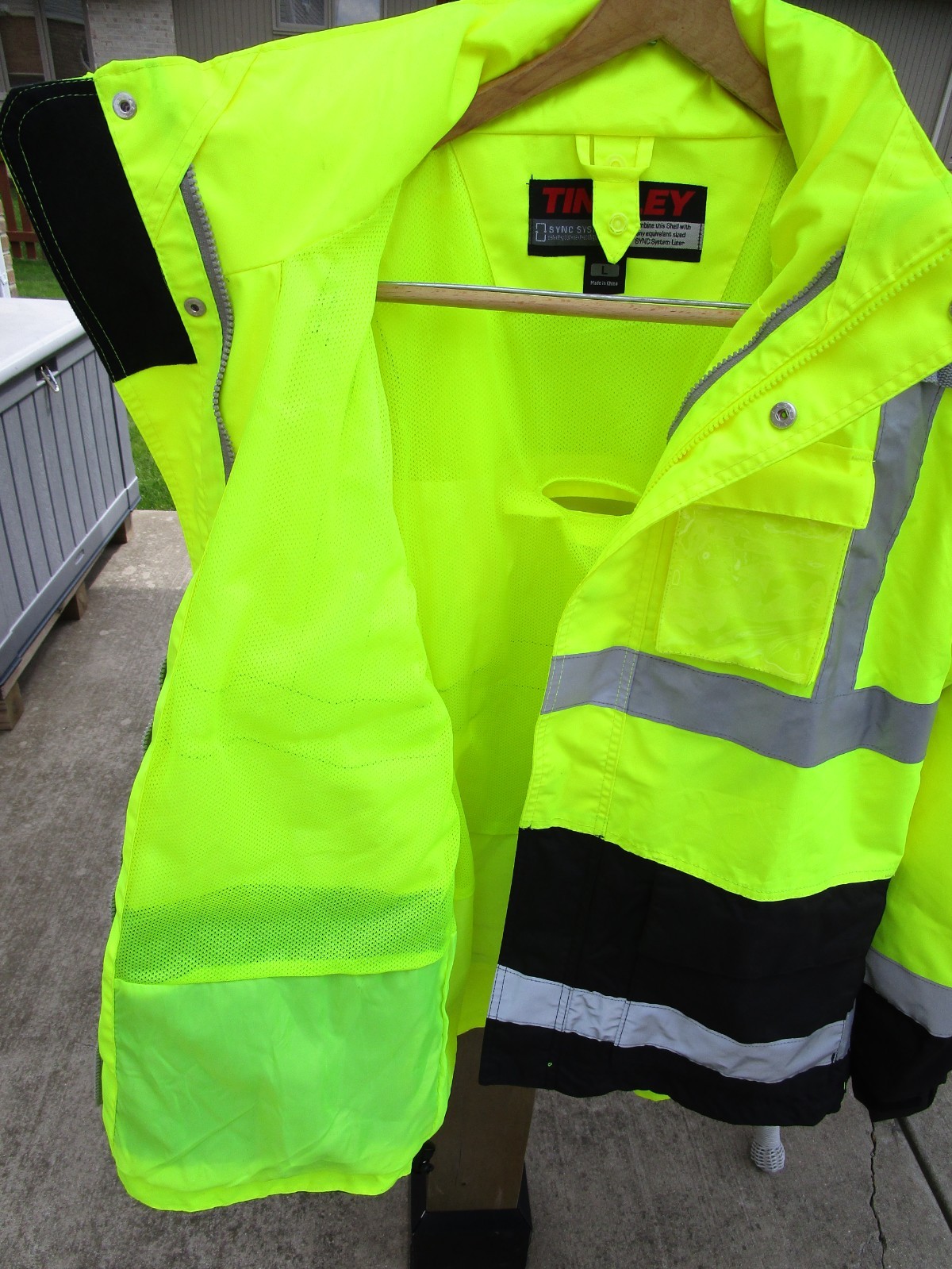Tingley J24122 Icon Jacket Large High Vis Green 100% Water/Windproof Class 3