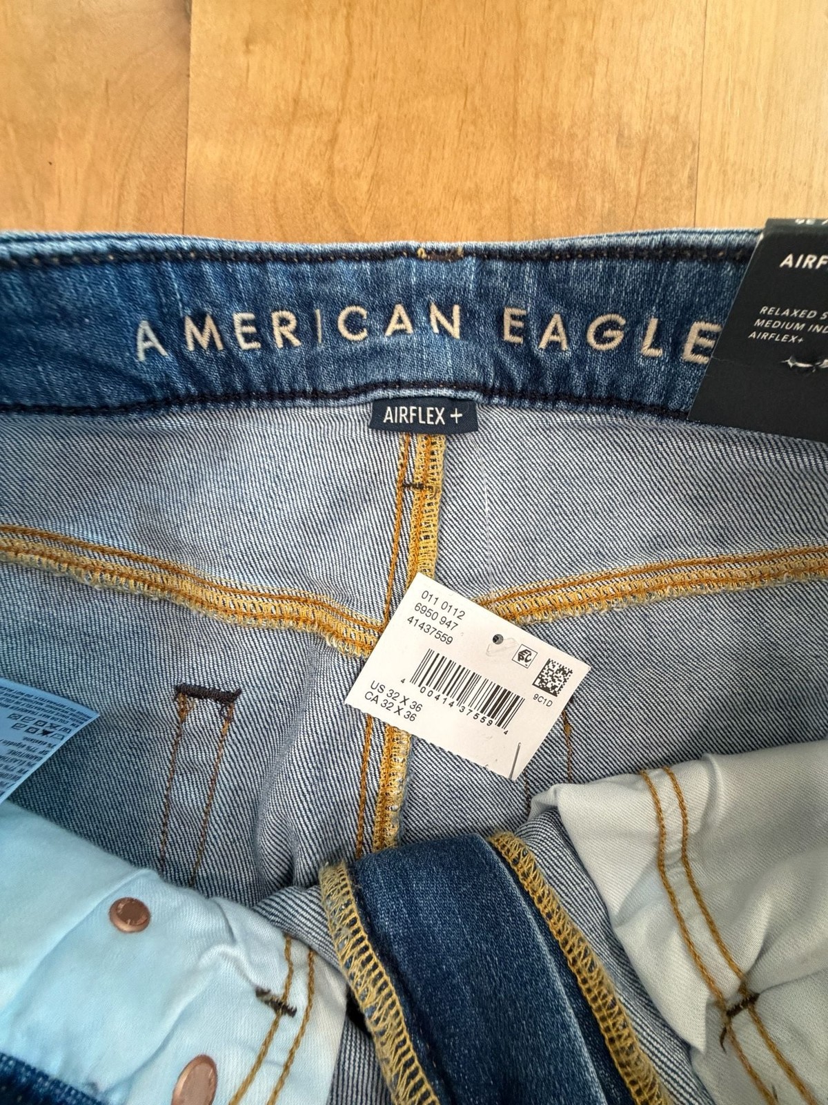 American Eagle Airflex+ Relaxed Straight Jeans 32×36
