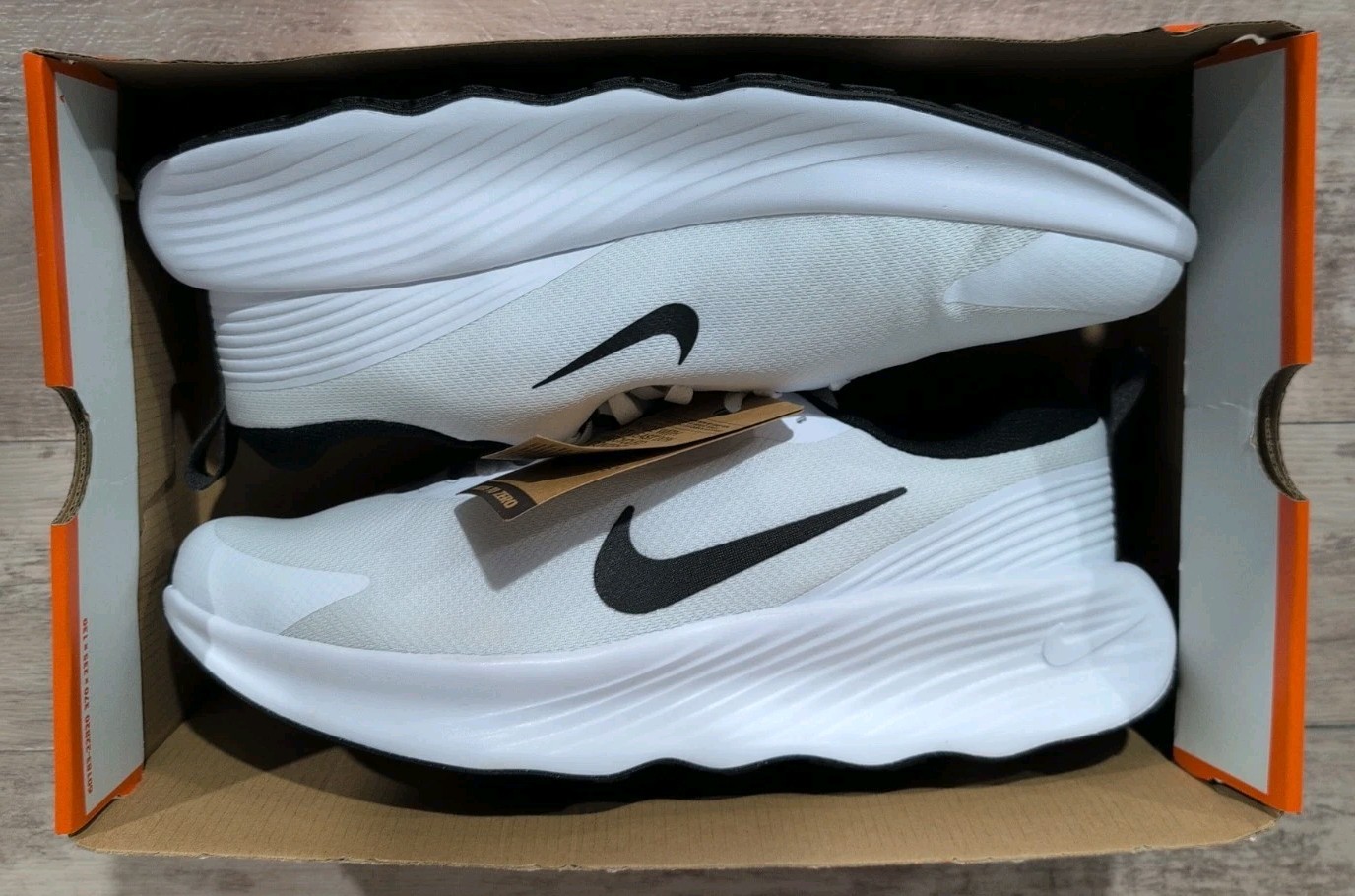 Nike Mens Shoes Size 15 Promina White Black NWT